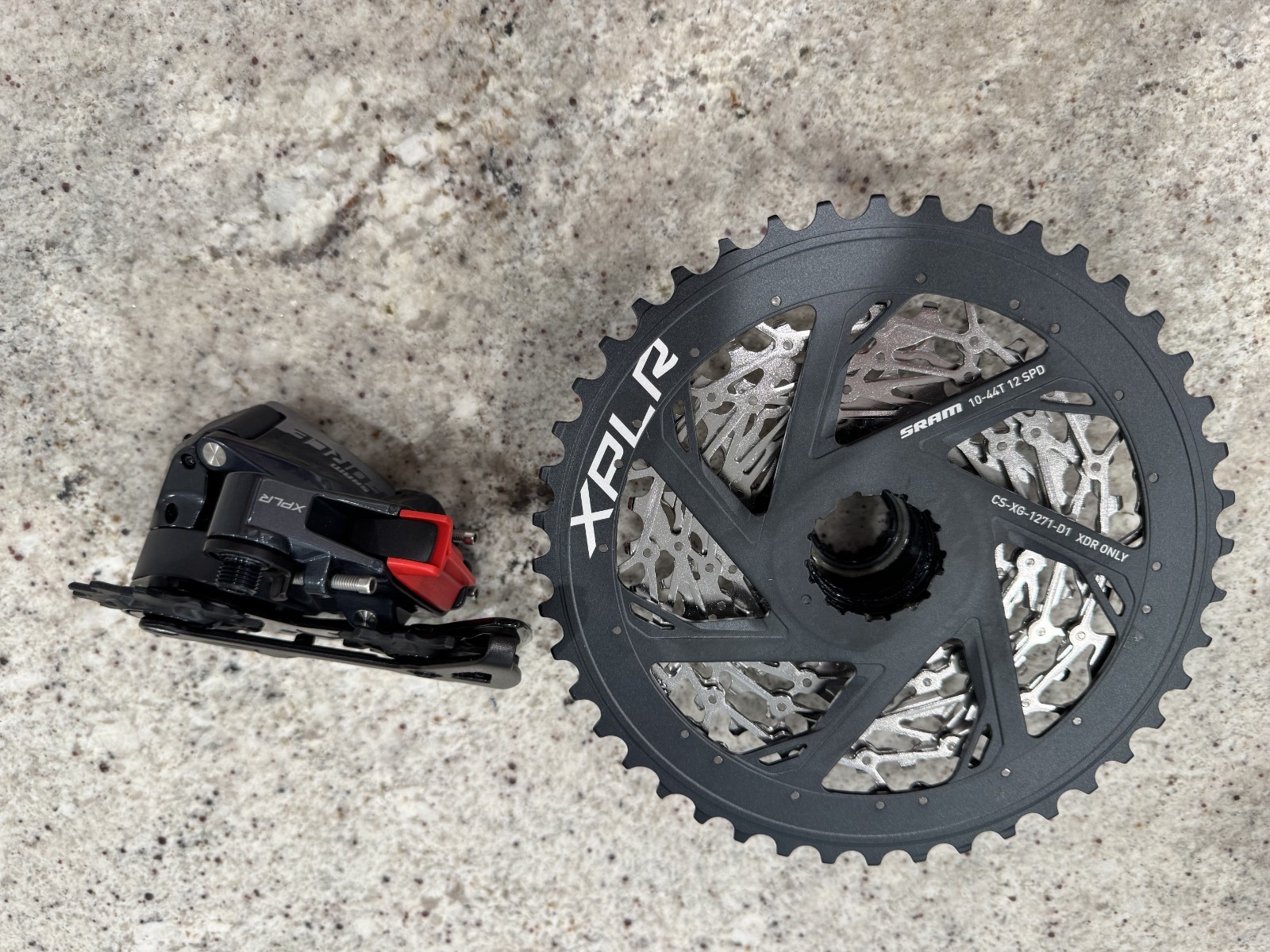SRAM Force D1 Power Meter PM-AXS-SPDR-D1 175mm Groupset XPLR (no shifters)