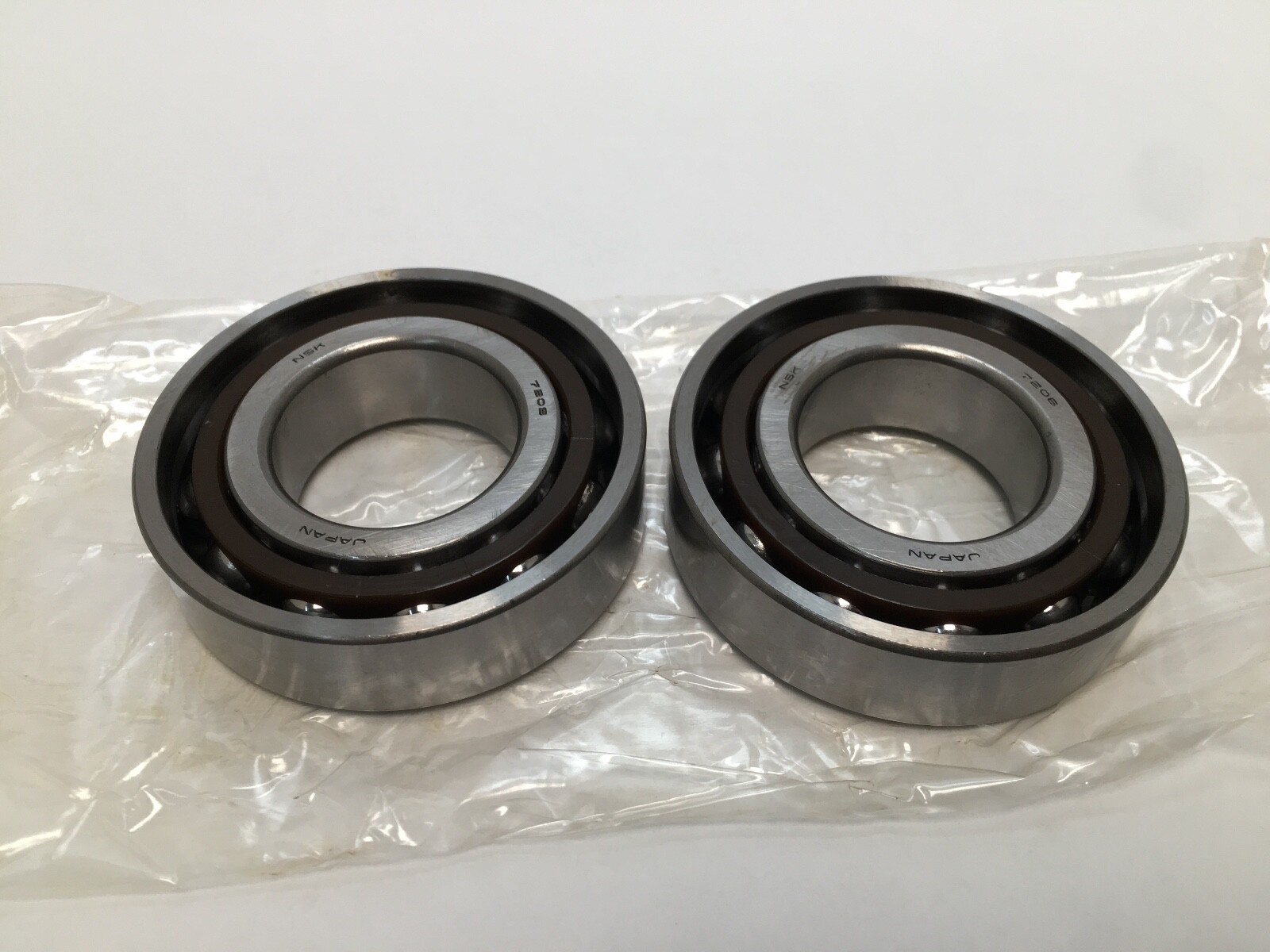 NSK 7206A5TYDUM Angular Bearing 30x62x16 mm 7206A-5TY-DUM Japan 2 pcs