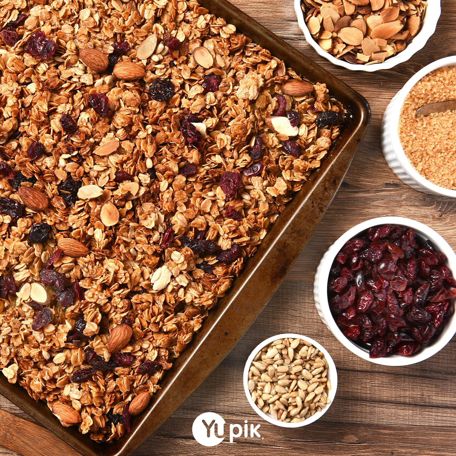 Yupik Macadamia Nuts, Medium Pieces, 2.2 Lb (35.2 Oz), Raw and Unsalted, Gluten-