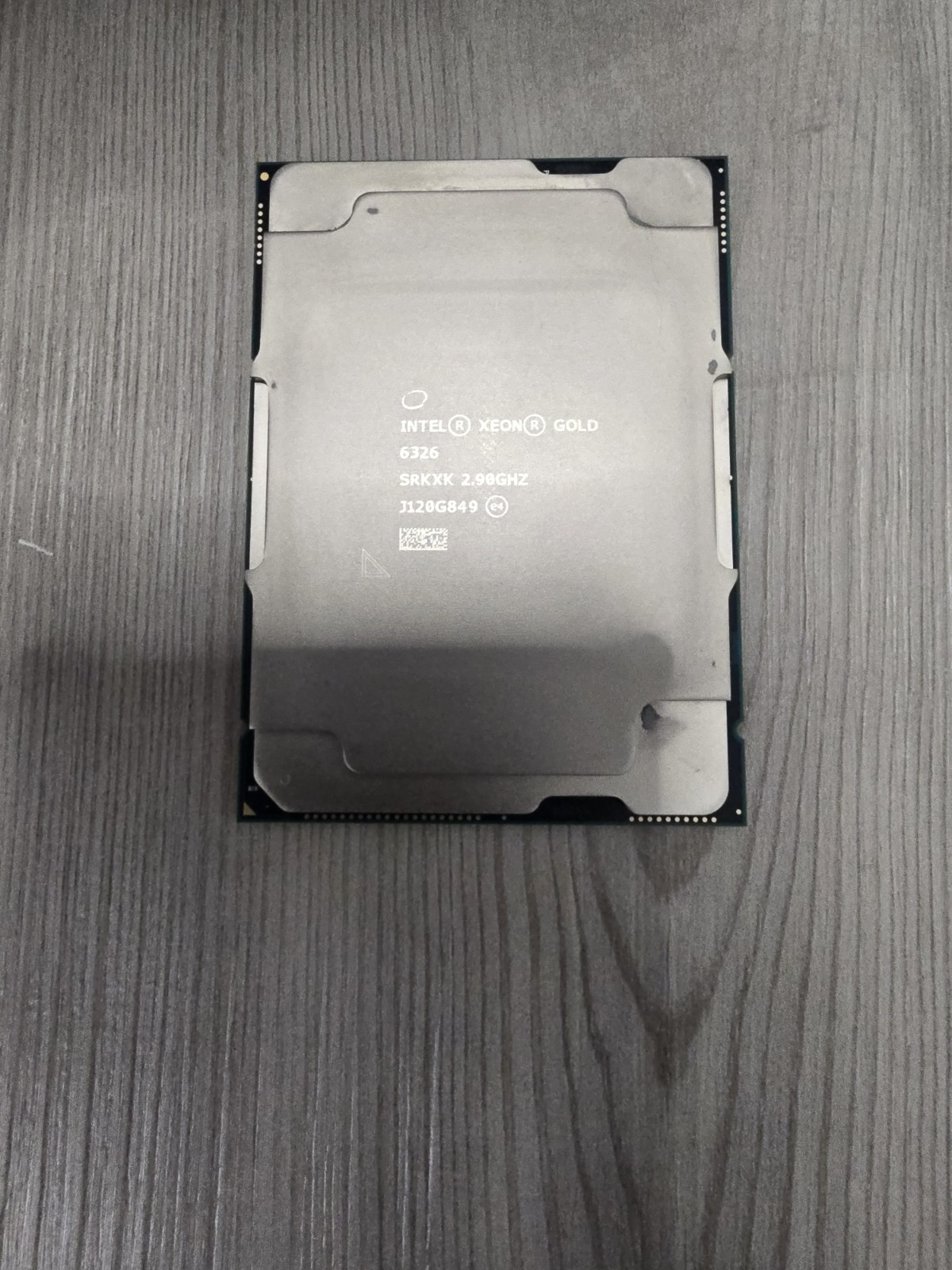 Intel Xeon Gold 6326 2.90GHz 16-Core CPU SRKXK