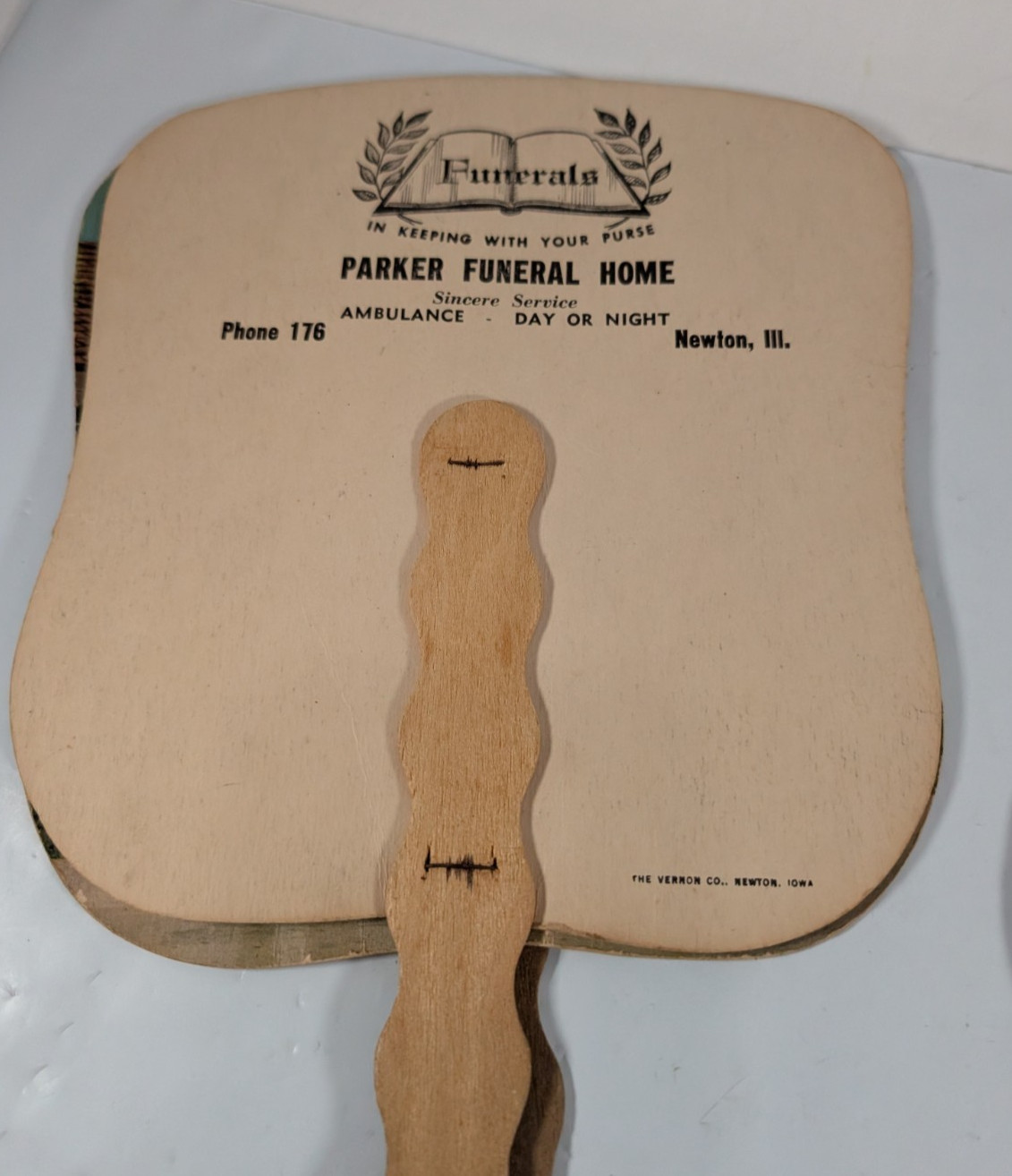 4 Vtg Paper Hand Fans - Newton IL Parker Funeral Home & Ambulance Service USA