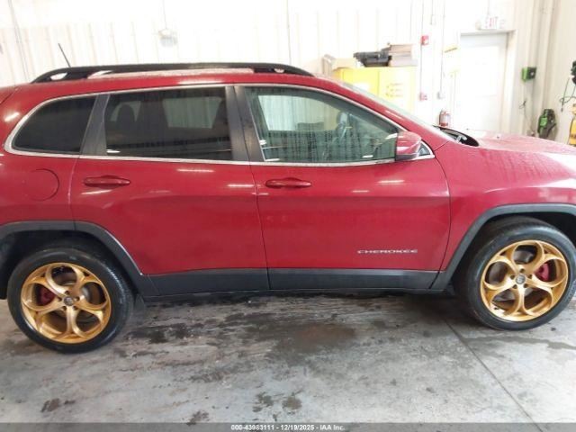 (LOCAL PICKUP ONLY) Trunk/Hatch/Tailgate With Rear View Camera Fits 14-18 CHEROK