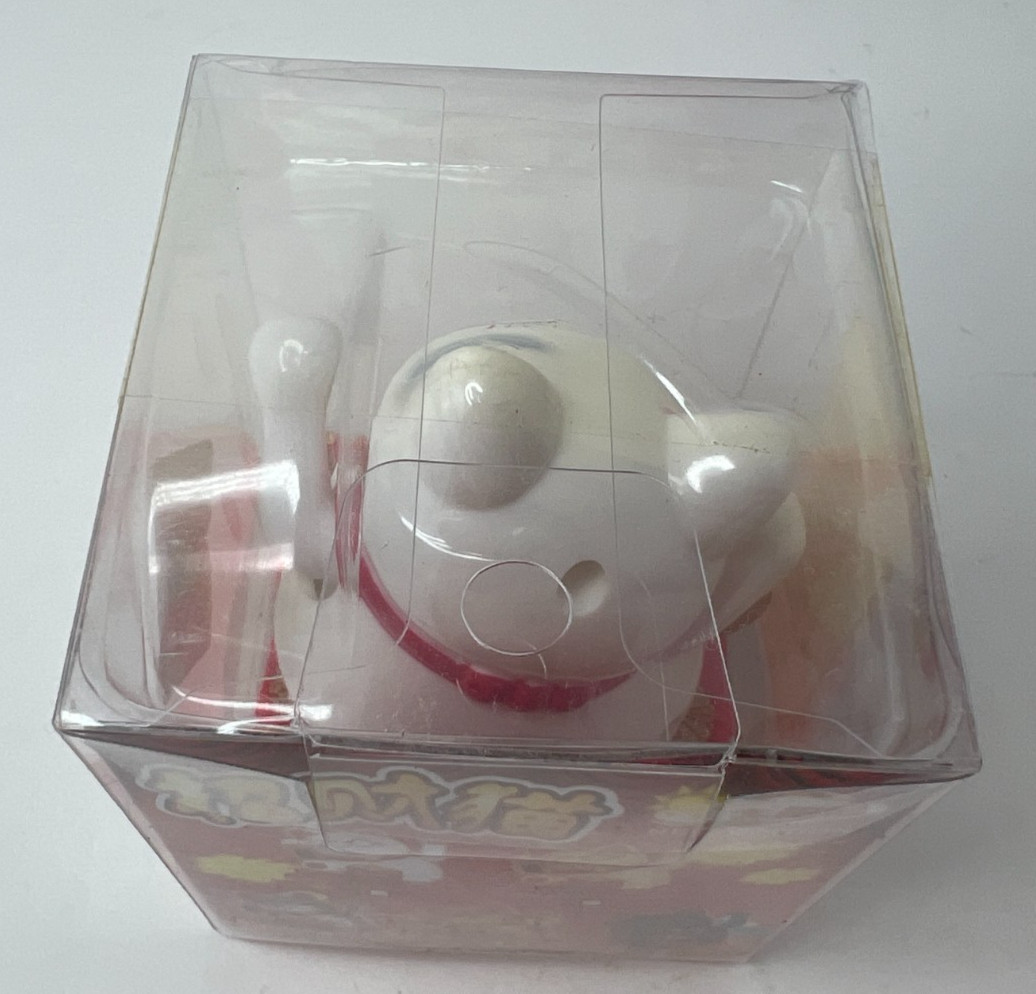 Solar Powered Lucky Beckoning Cat Waving Figurine Home Office Gift