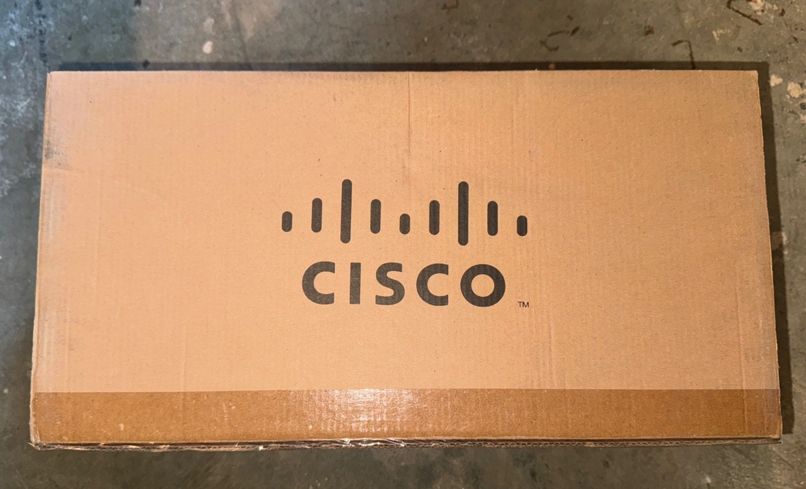 Cisco AIR-ANT2413P2M-N 2.4-GHz 13-dBi Directional Antenna ( Factory Sealed)