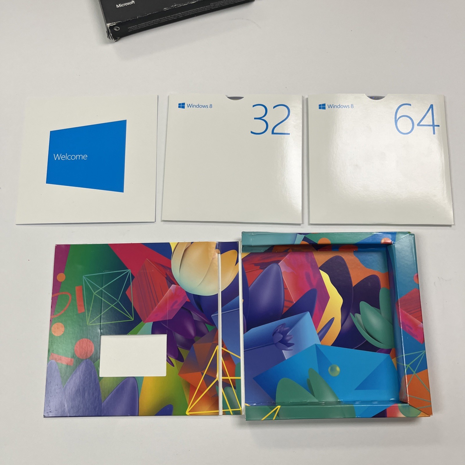 Microsoft Windows 8 Professional Pro Full Upgrade 64Bit 32Bit DVD (NO KEY)