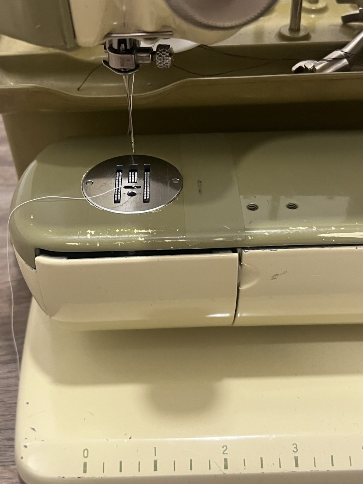 Vintage Bernina 530-2 Sewing Machine W/ Foot Pedal