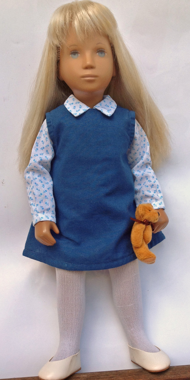 SASHA DOLL RESTRING PROFESSIONAL CLEANING RESTRINGING SPA REPAIR GÖTZ TRENDON