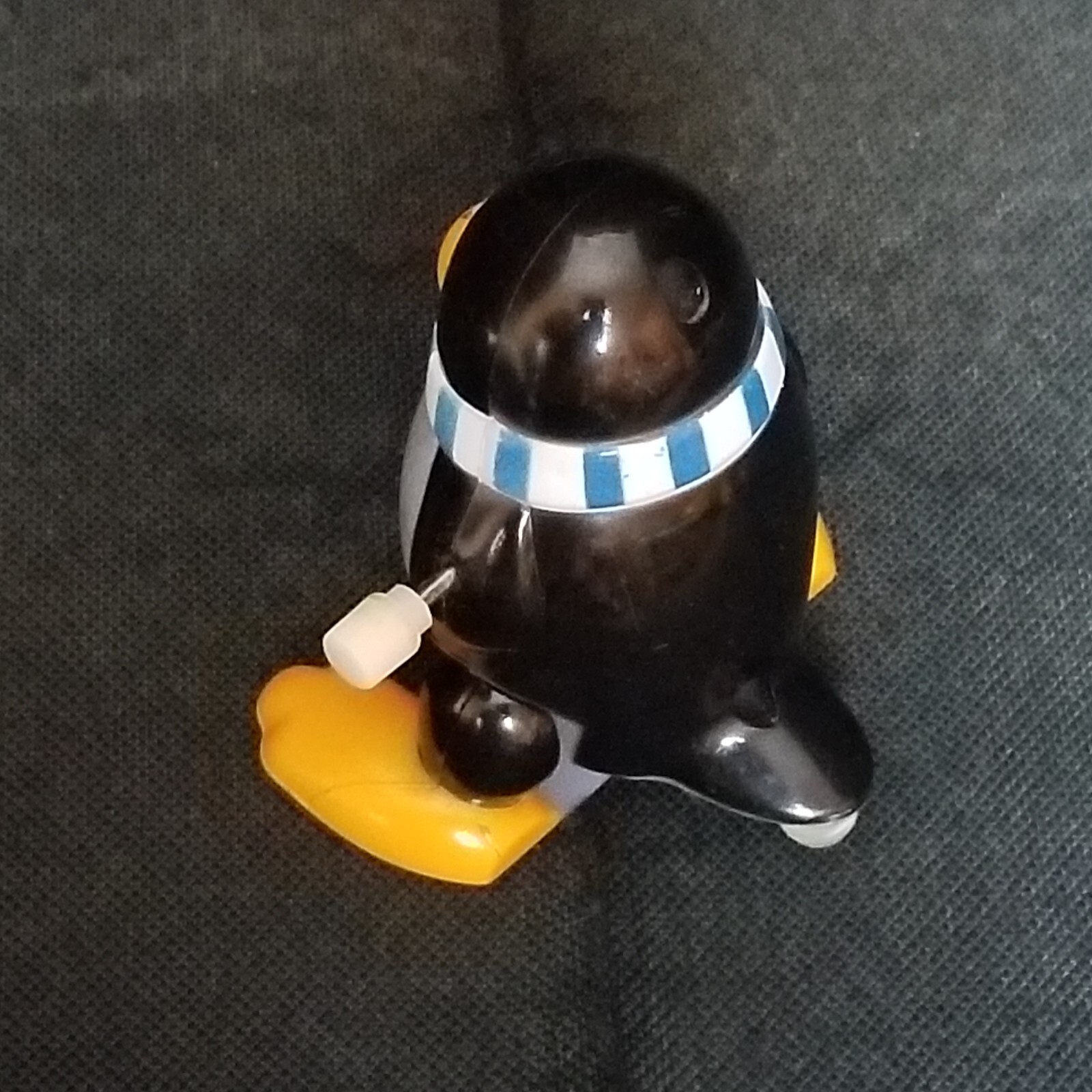 Z Wind Ups Peter The Backflipping Penguin RARE HTF
