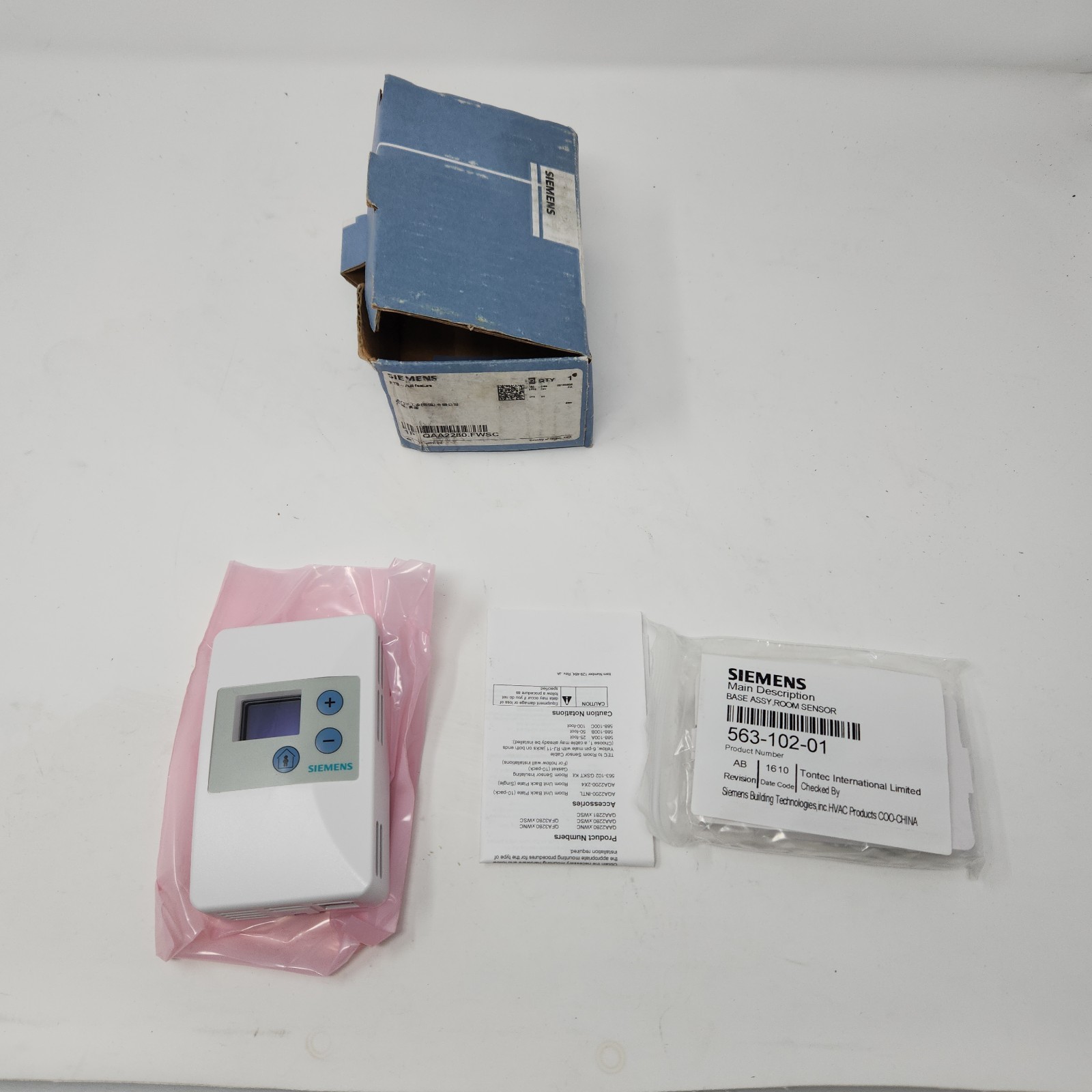 Siemens QAA2280.FWSC Air Temperature Sensor New in Box