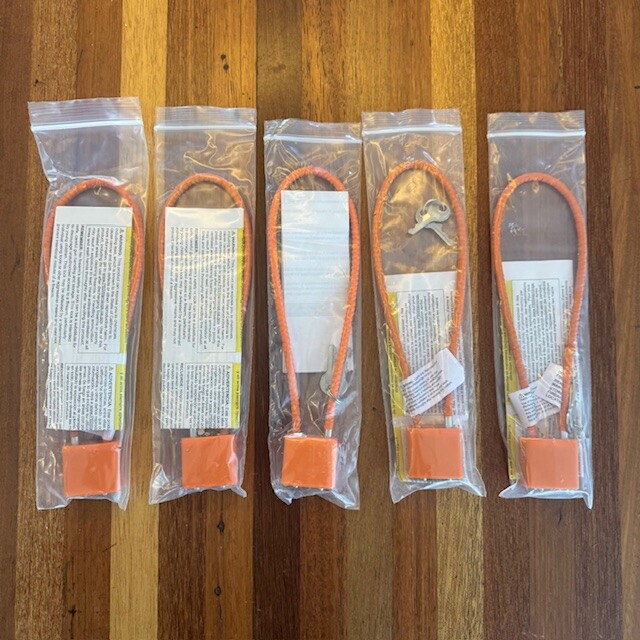 Glock Factory OEM Cable Lock Gun Model 17 19 20 21 22 23 26 27 30 31 32 33 34 35