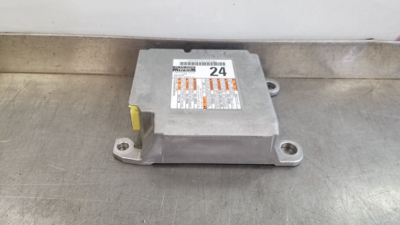 18-19 TOYOTA CAMRY OEM BAG SRS RESTRAINT CONTROL MODULE 8917006641