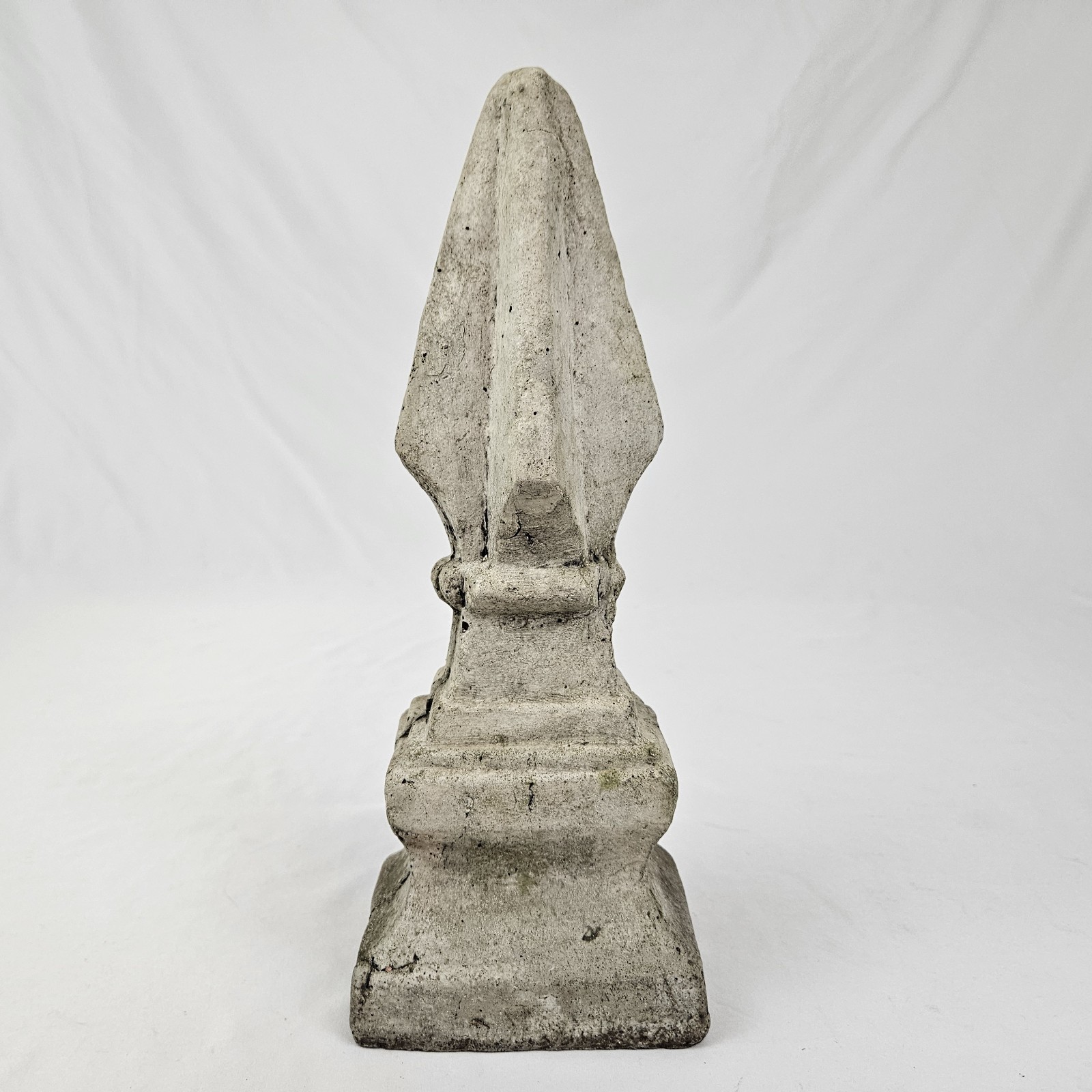 Vintage Concrete Garden Spear Finial Statue Obelisk Decor