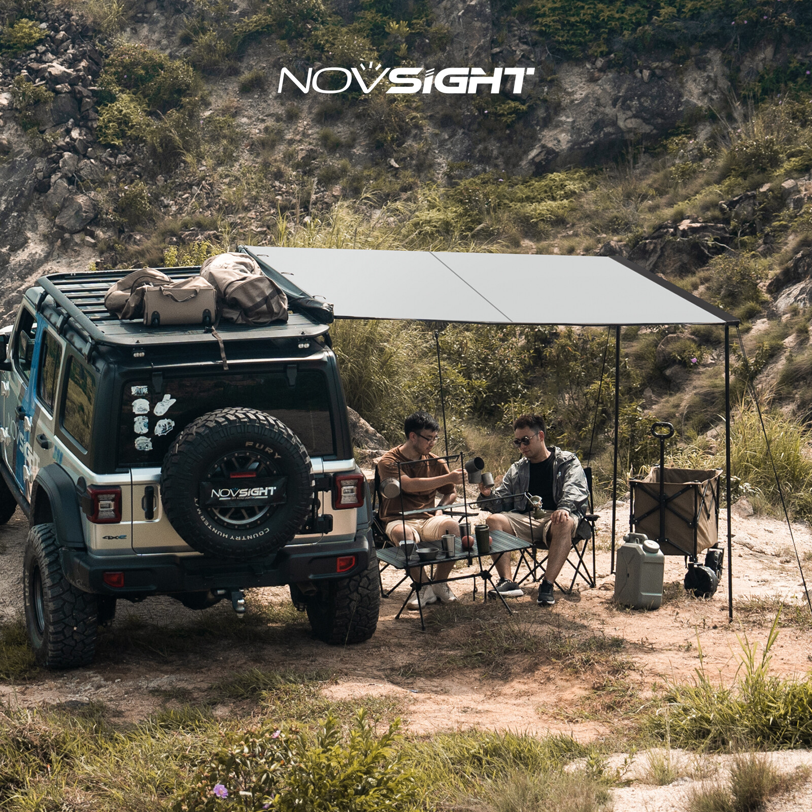 5.2X8.2' NOVSIGHT Car Side Awning SUV Rooftop Tent Sunshade for Outdoor Camping