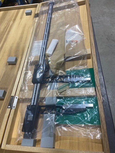 Mitutoyo ABS Coolant Proof Carbon Caliper CFC-60GL, 552-151-10 - NEW