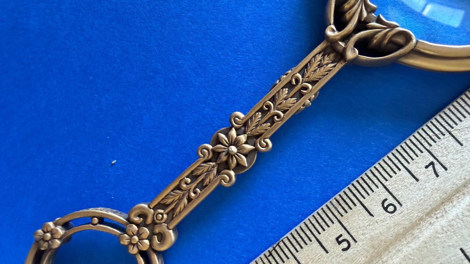 I am edgar Berebi this is my Vintage never used Milan personal magnifier 1999