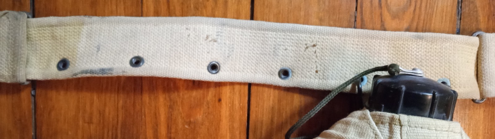 Iraqi Equipment Belt & Canteen w Cup & Cover Brit Patt 44 Khaki Lot 70s 90s OIF