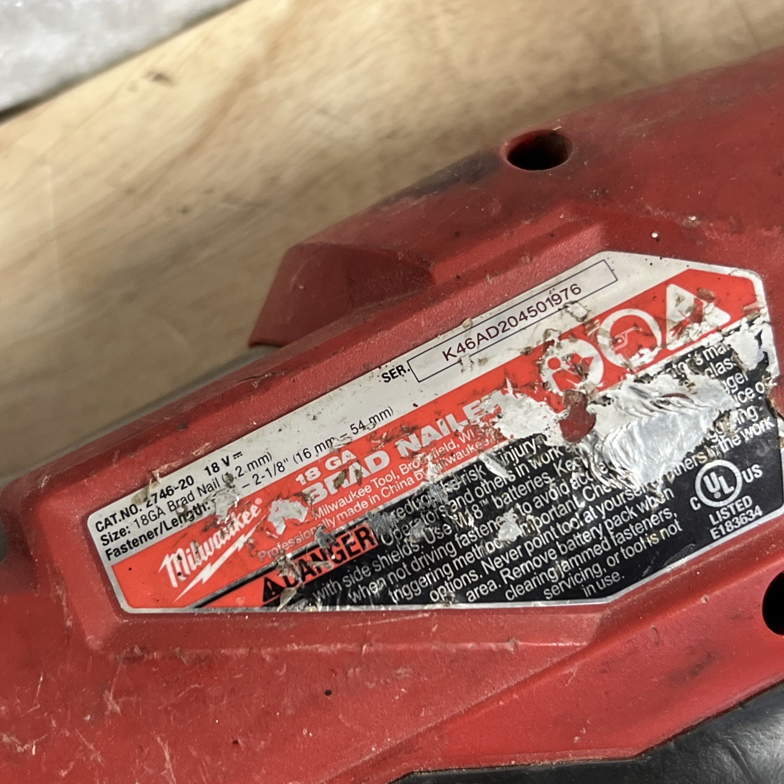 Milwauke 2746-20 M18 FUEL 18 Gauge Brad Nailer - FOR PARTS OR REPAIR