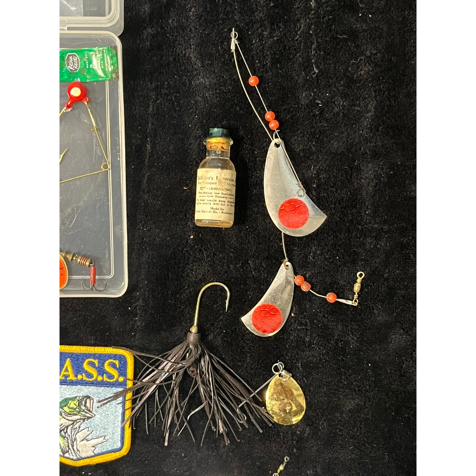 Mixed Fishing Tackle Lot Gary Yamamoto Culprit Eagle Claw Bass Lures Patches