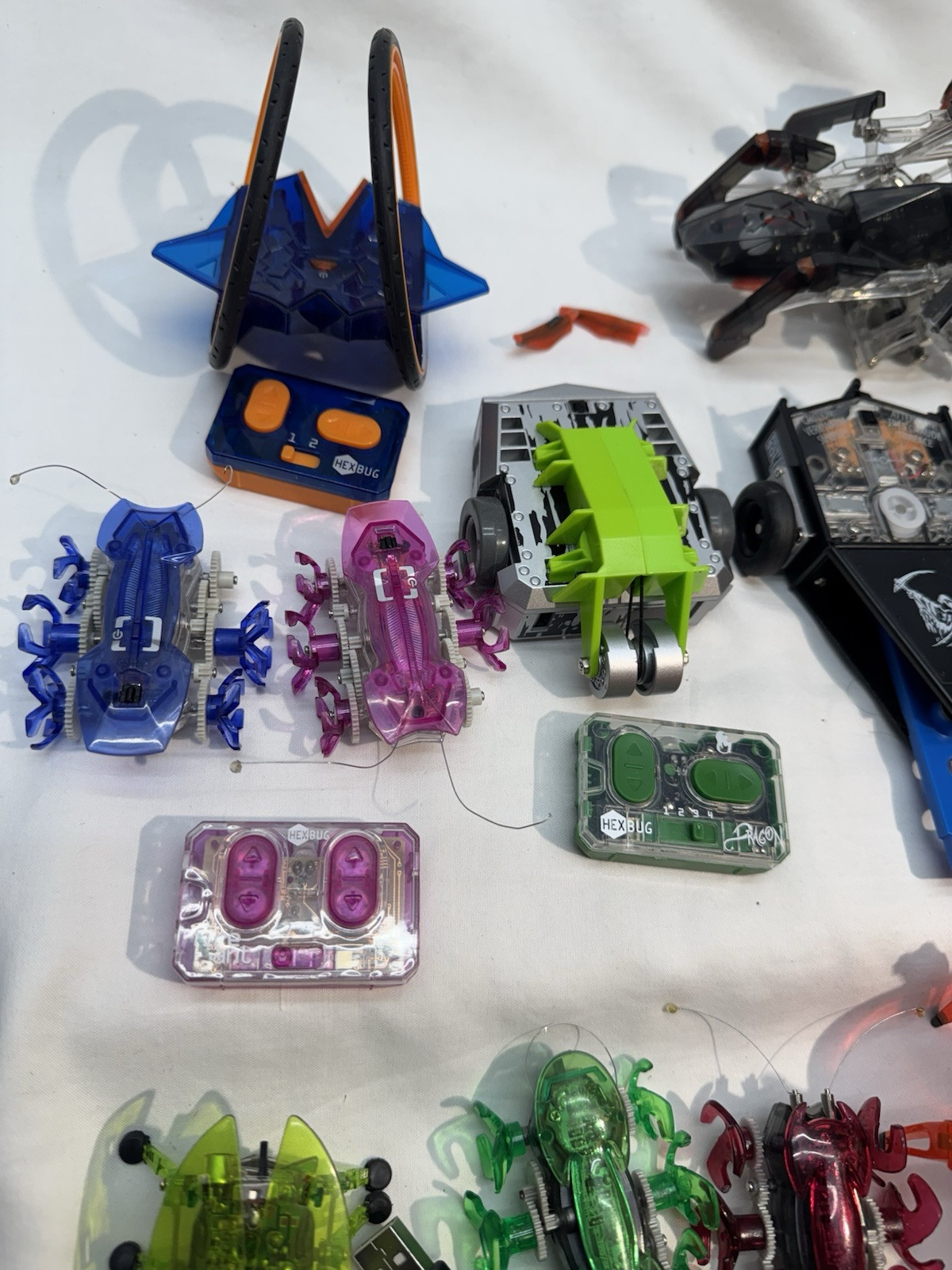 Big Lot - HEXBUG And Battle Bots - Parts Controllers Tested Working Remote RC