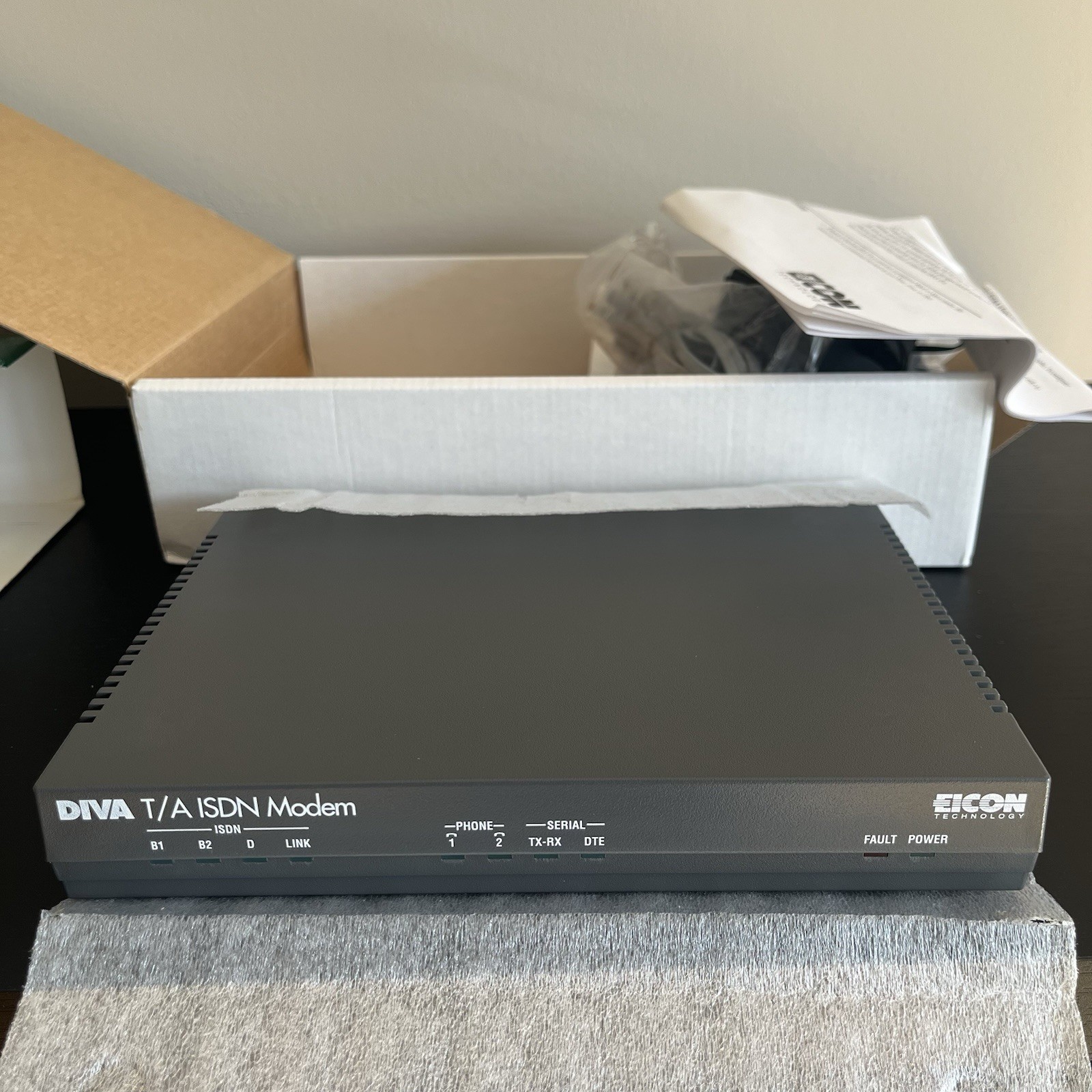 Eicon Technology DIVA T/A ISDN Modem External Vintage