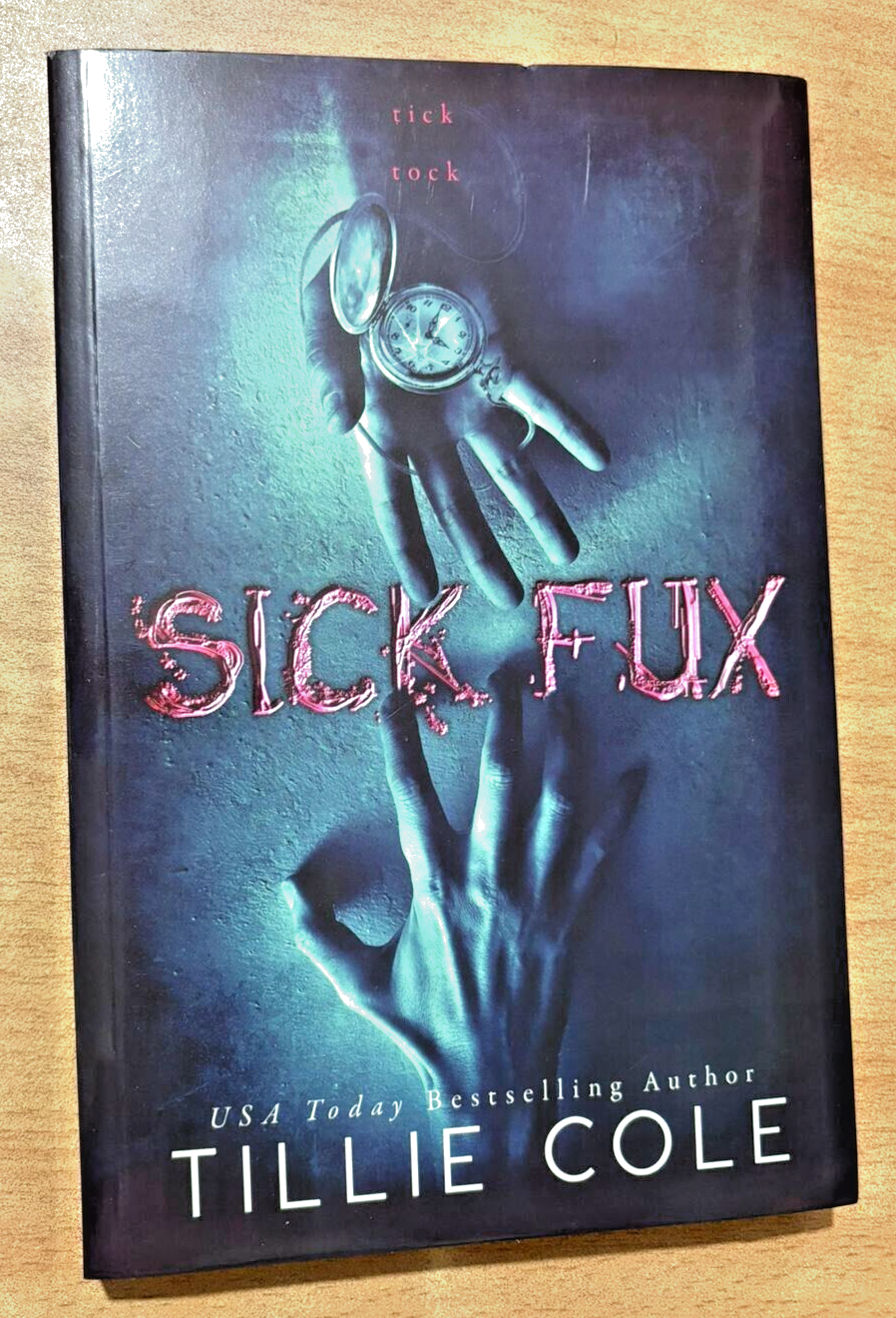Sick Fux by Tillie Cole English and Paperback free shipping