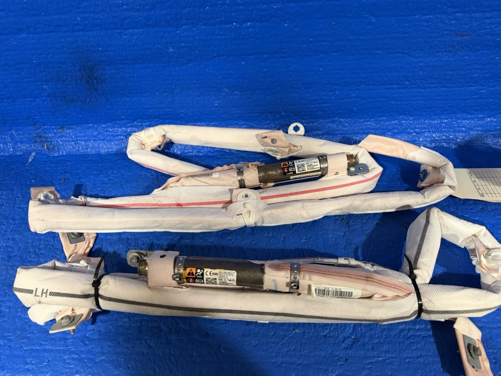 2017-Chevrolet Cruze HTB  Roof Airbag ( LH & RH )