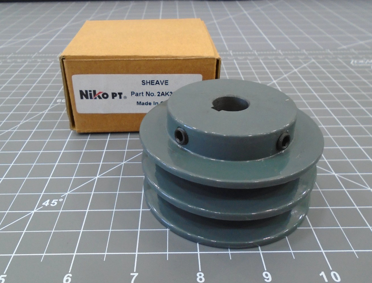 NEW Niko 2AK32X5/8 2 Groove V Belt Pulley 3.25" OD 5/8 Inch Shaft Bore Cast Iron