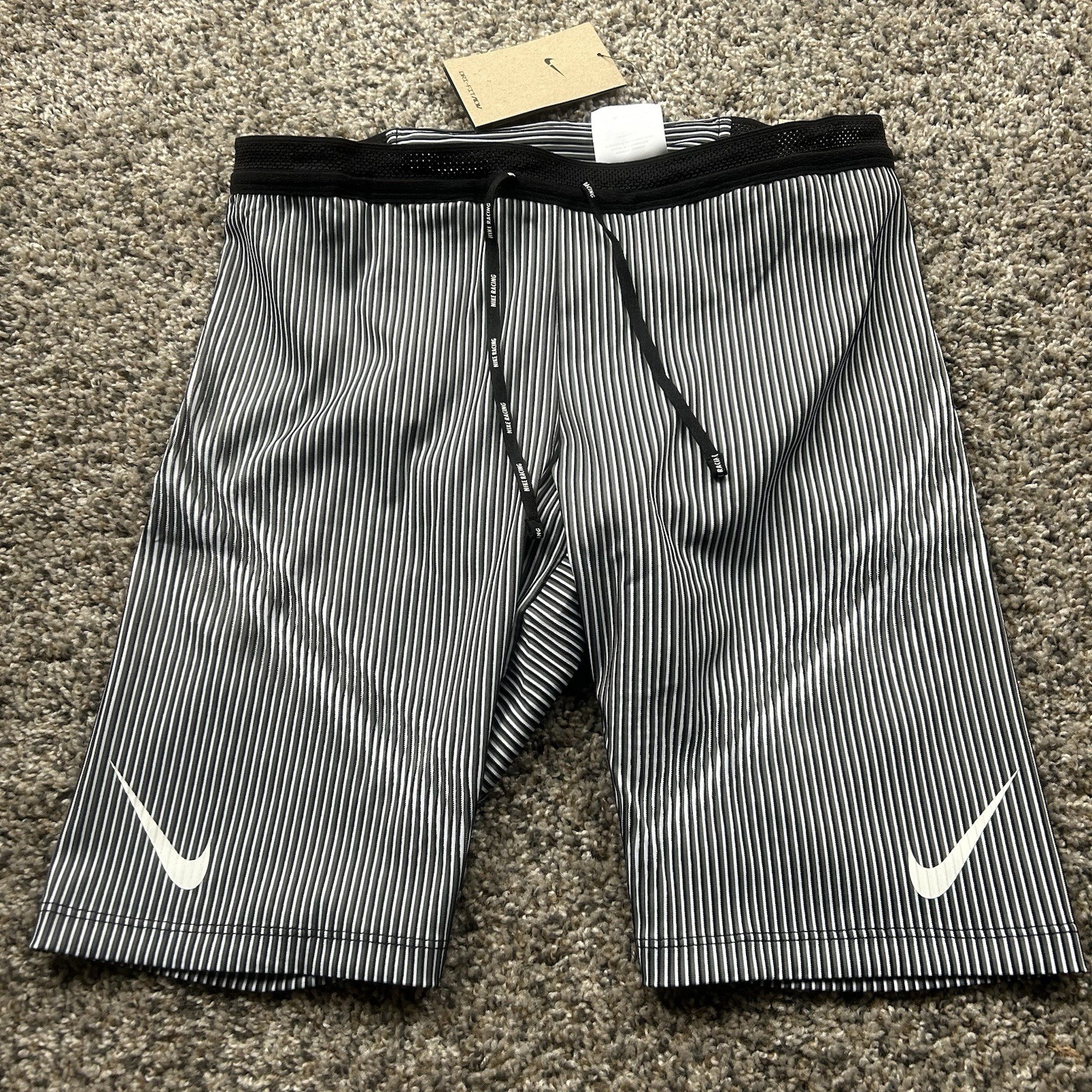 Nike Aeroswift Dri-FIT ADV Tights 1/2 Length Running Men’s Large FN3369-013