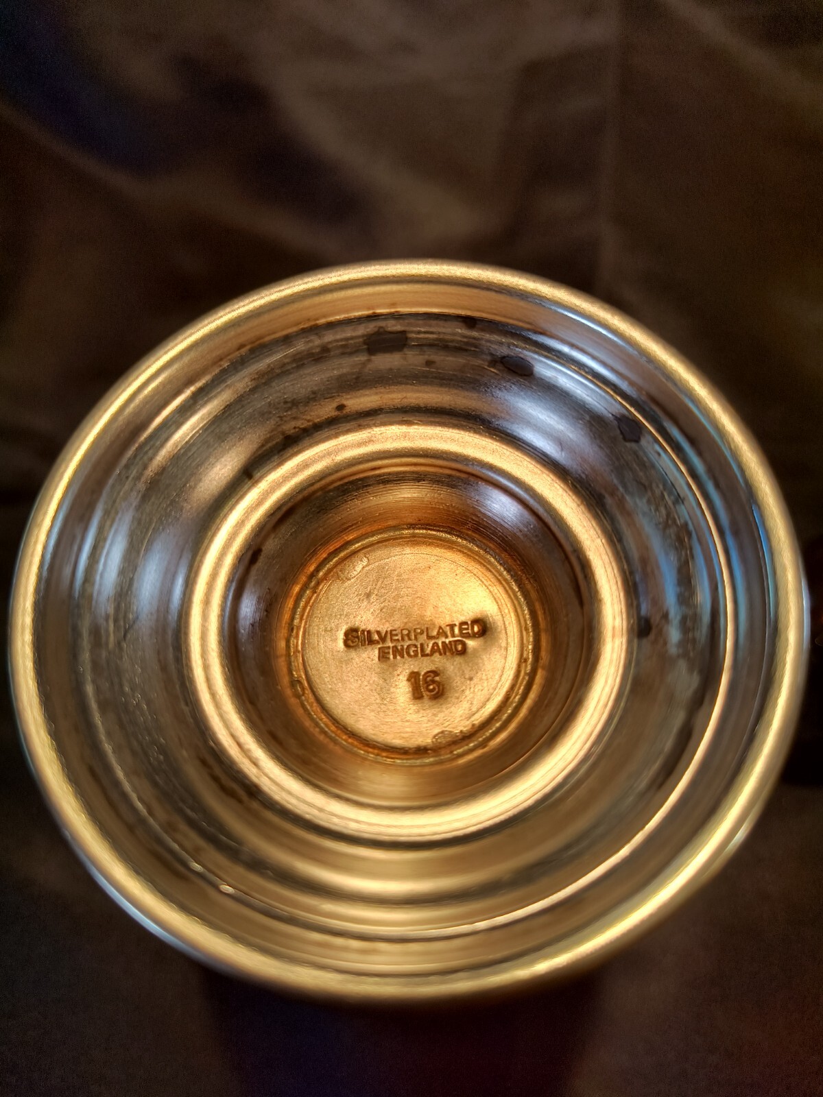 Vintage Sugar Shaker 7 1/8 inches "Silverplated England 16" Elegant Dining