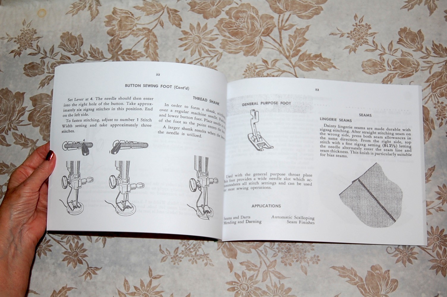 Rare Deluxe-Edition Instructions Manual for Singer 500, 500A Sewing Machines