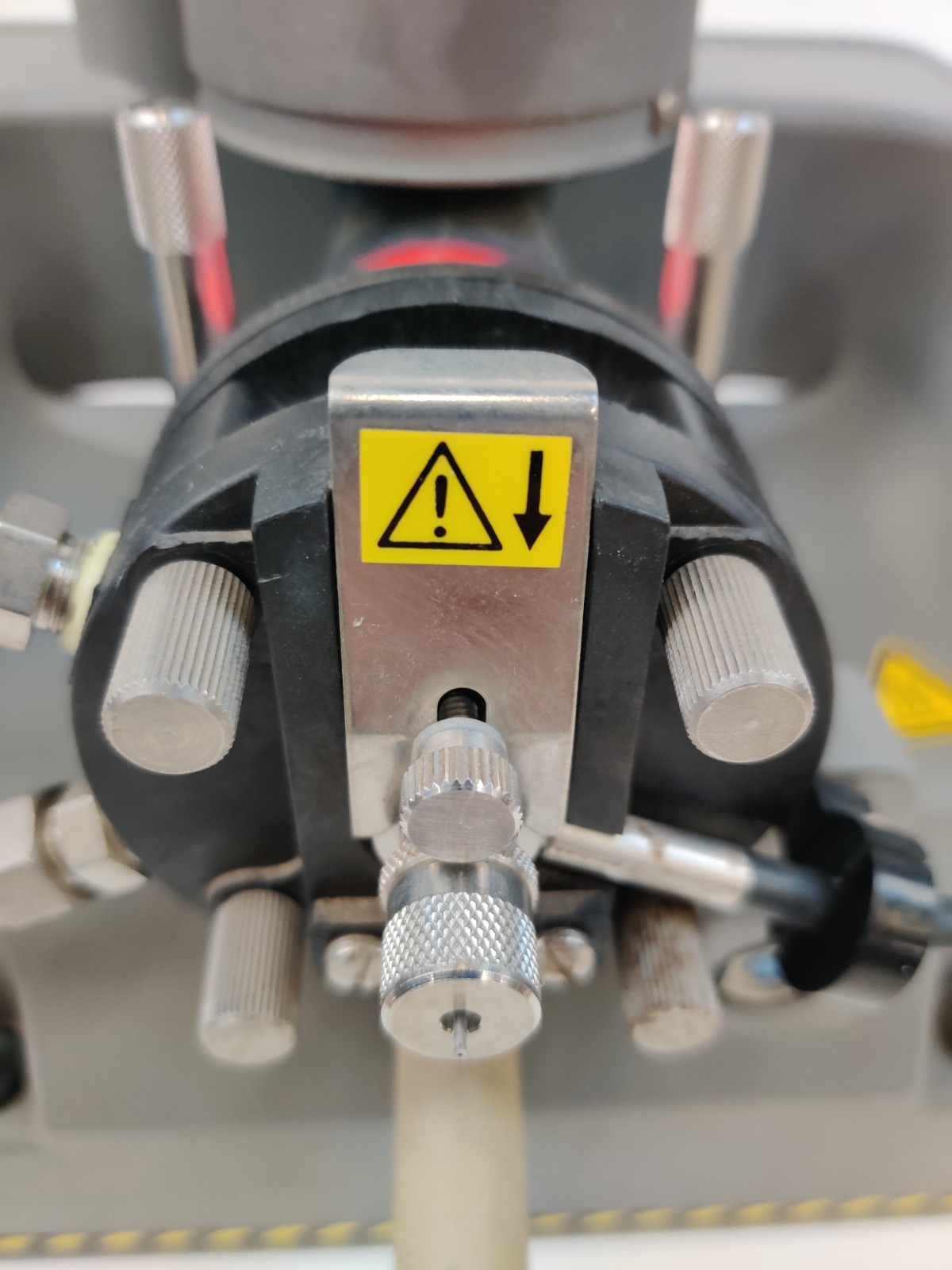 PerkinElmer AAnalyst PinAAcle 03030352 SS Neb, Burner Head Assy N0400102 Tested