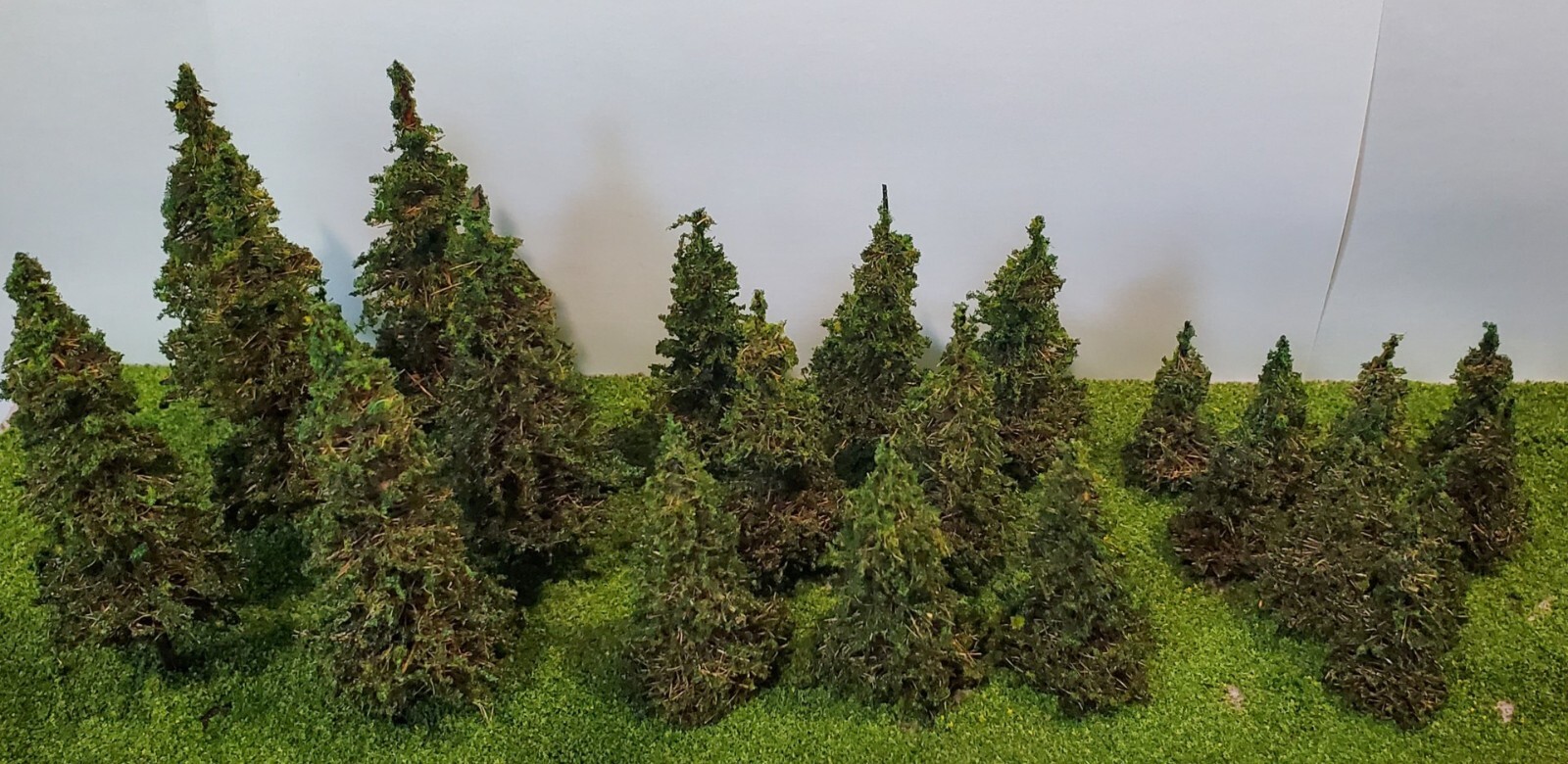 MOOSE CREEK TREES Variety Pack #A - 24 pc (1-1/2"x10) (2"x8) (3"x6) HO N Z scale