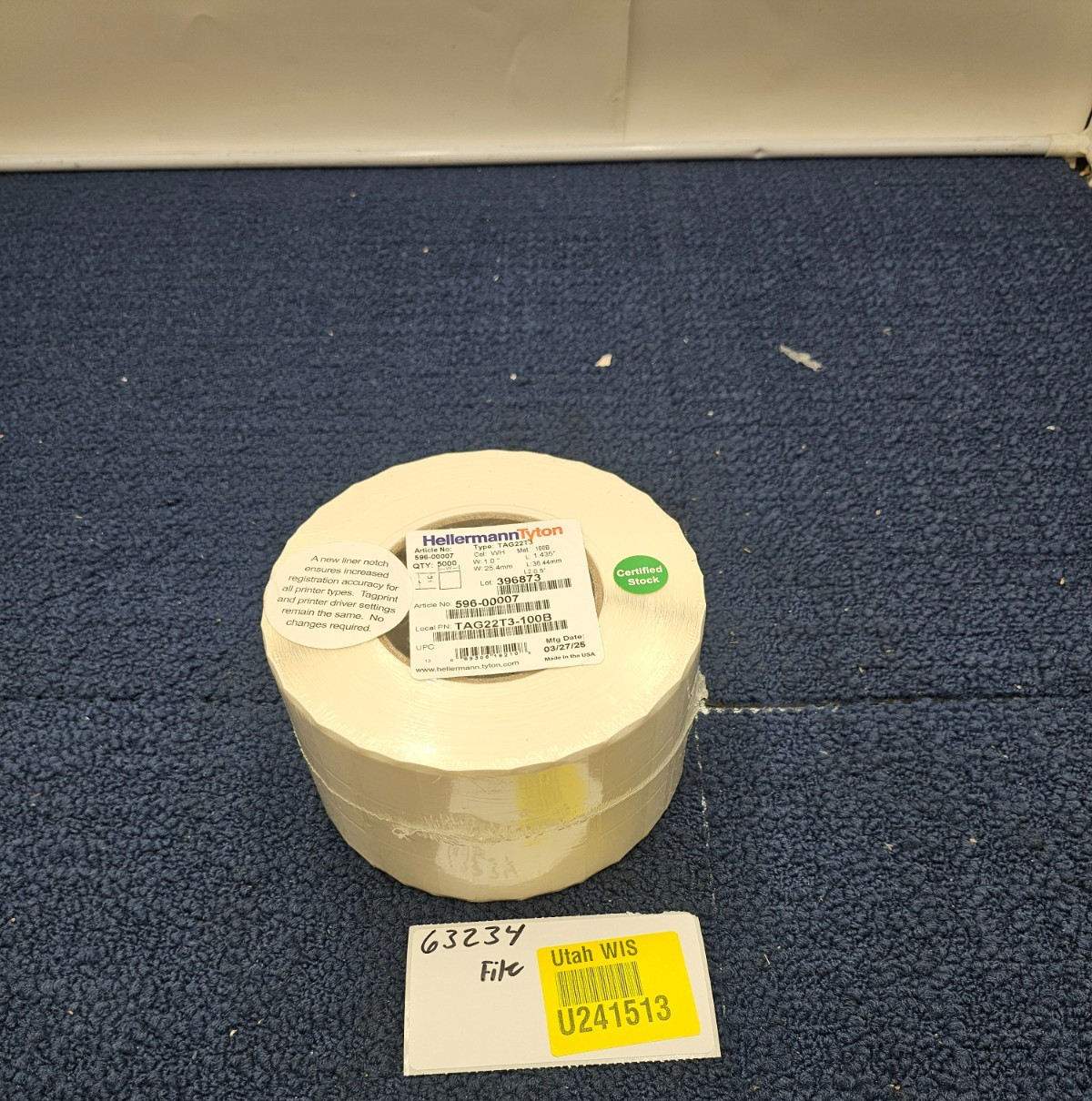 HellermannTyton TAG22T3-100B Thermal Self Laminating Labels 1" x 1.435"
