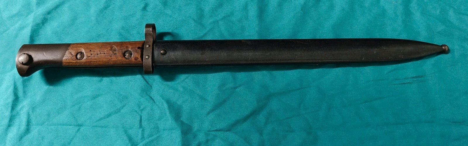 VINTAGE CZECH  CZ24 CSZ MAUSER BAYONET AND SCABBARD