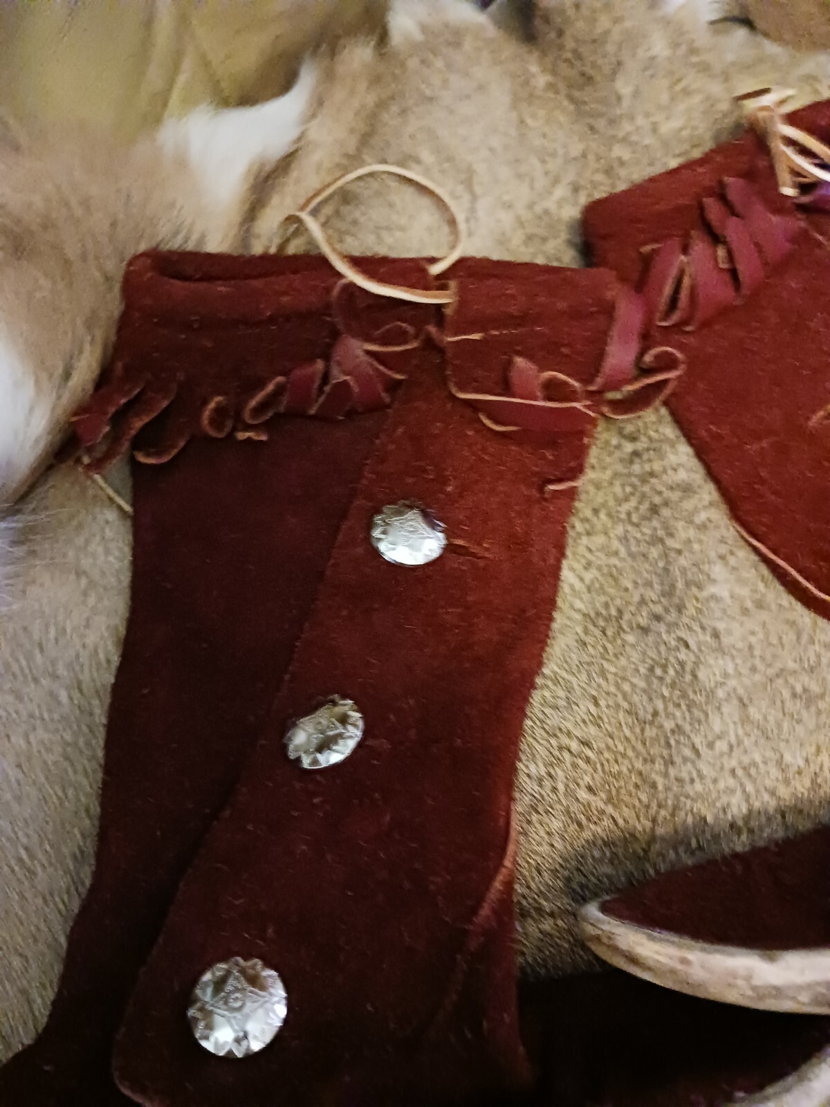 *AWESOME VINTAGE NATIVE AMERICAN BEADED MOCCASIN BOOTS POW WOW REGALIA NICE!*