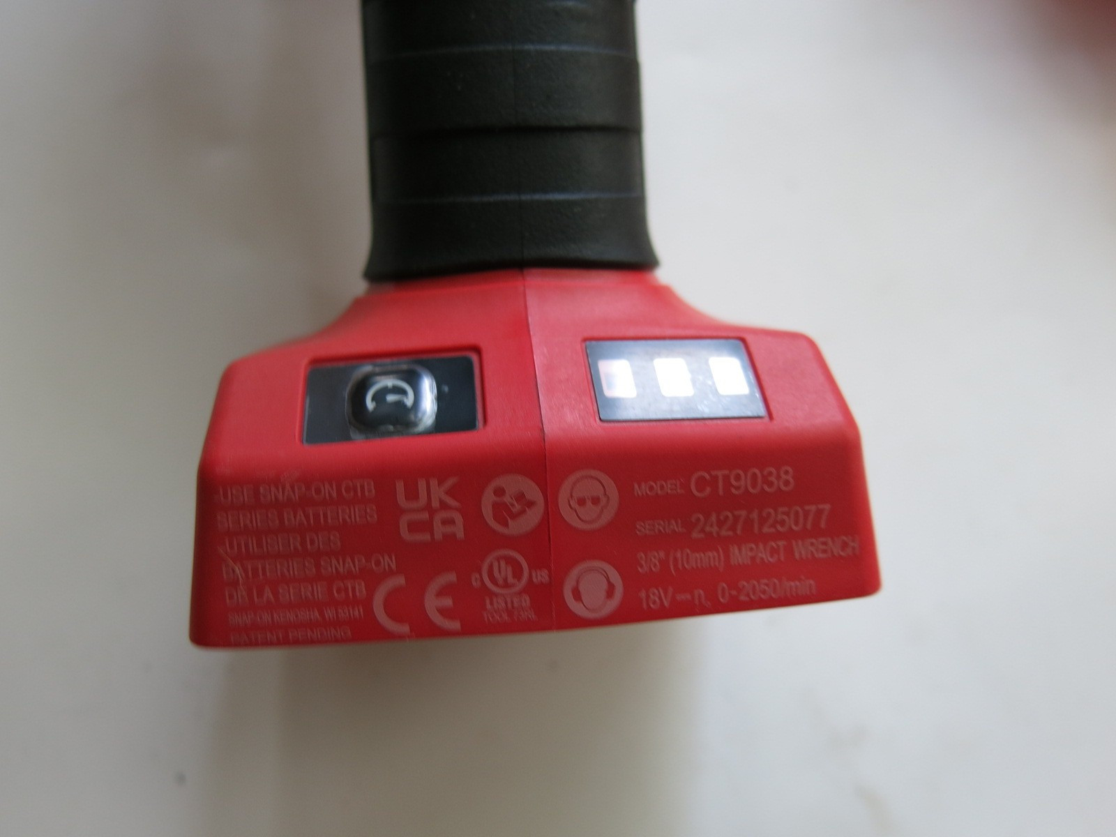 Snap On CT9038 Red 3/8” 18v Lithium Brushless Stubby Cordless Impact Wrench Nice