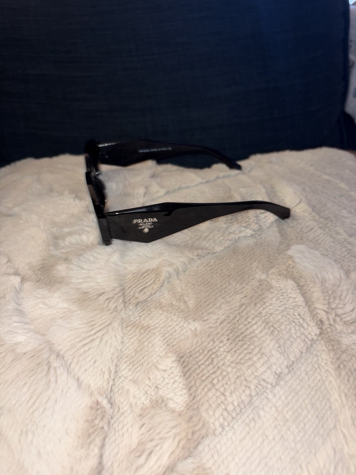 PRADA Milano Unisex Sunglasses Black Lens