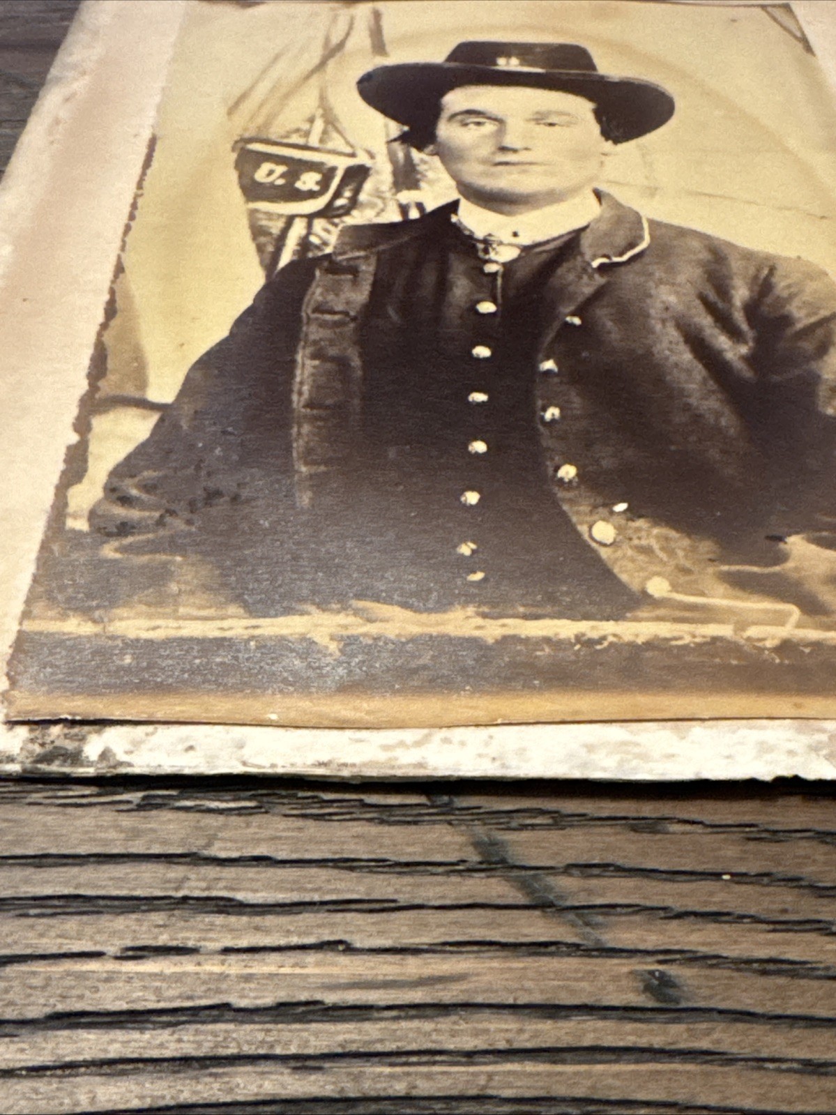 Civil War Union Soldier Albumen Image Slouth Hat Cartridge Box Tent Background
