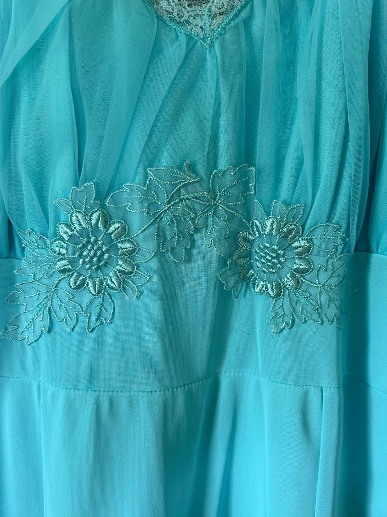 Vintage Carol Brent Womens Midi Slip Dress, Aqua. Size 36