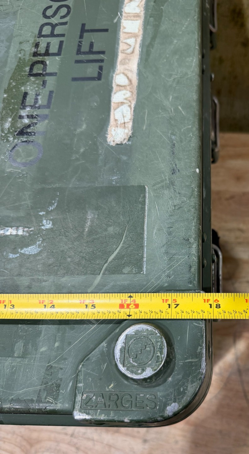 Zarges Metal K470 22.5x18x13.5" Military Surplus Storage Case Green