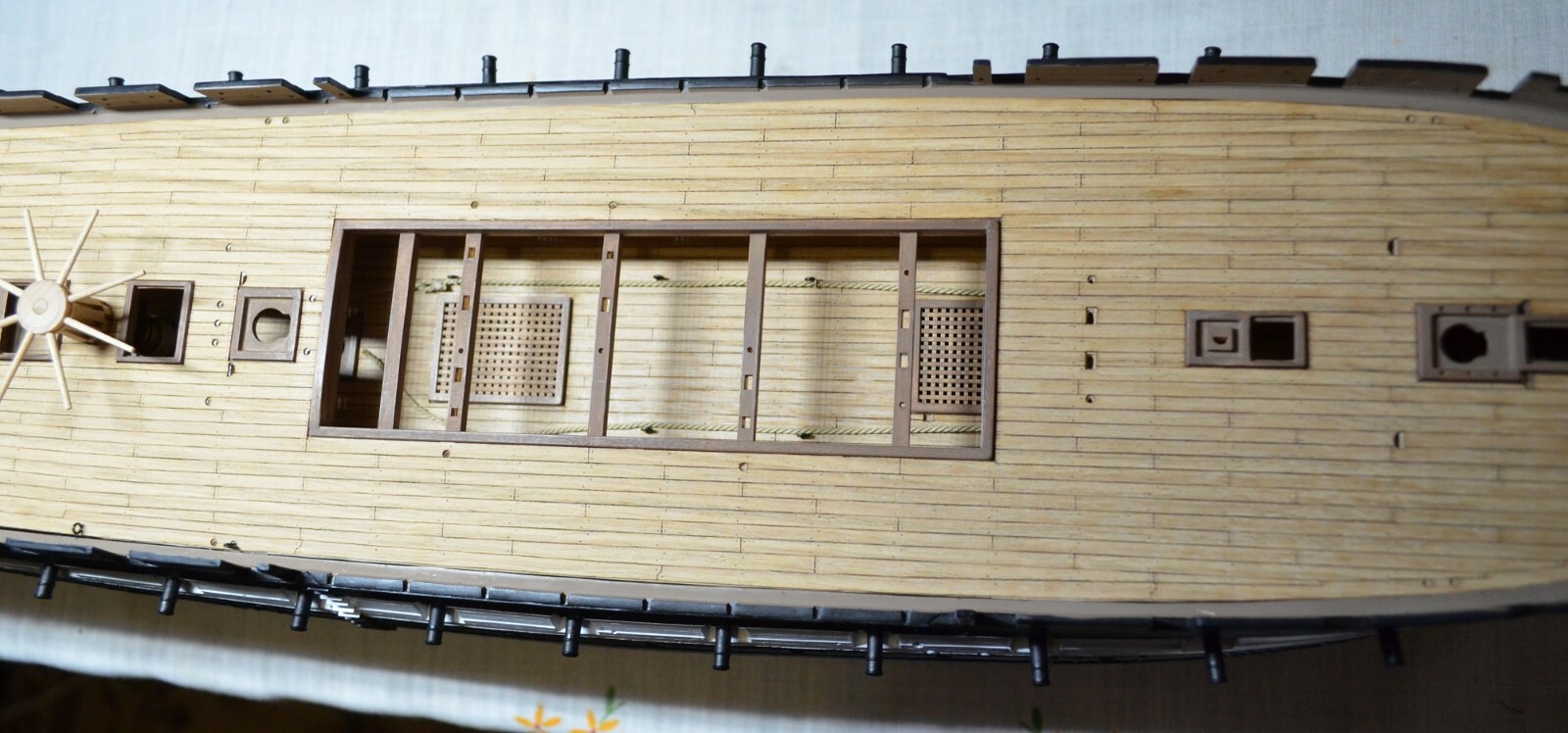 Revell USS Constitution 1:96 - laser cut wooden deck for model