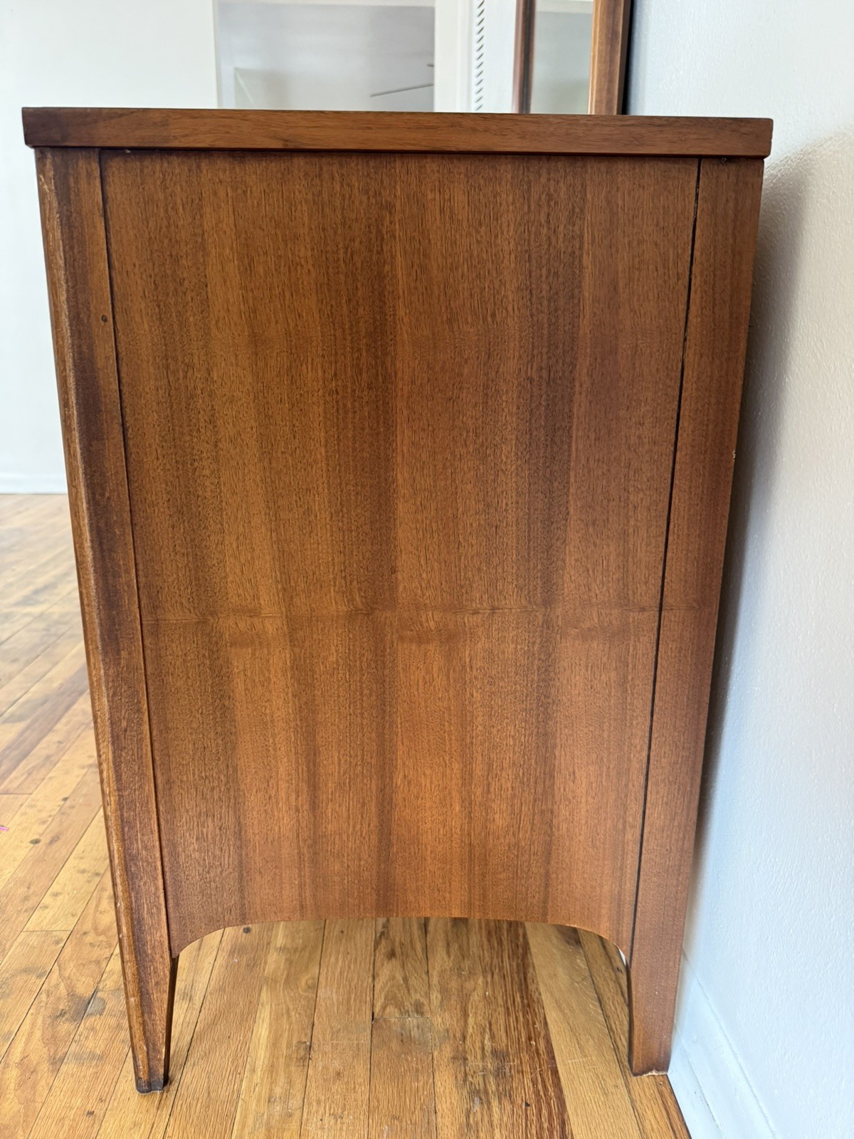 kent coffey perspecta Dresser with Mirror