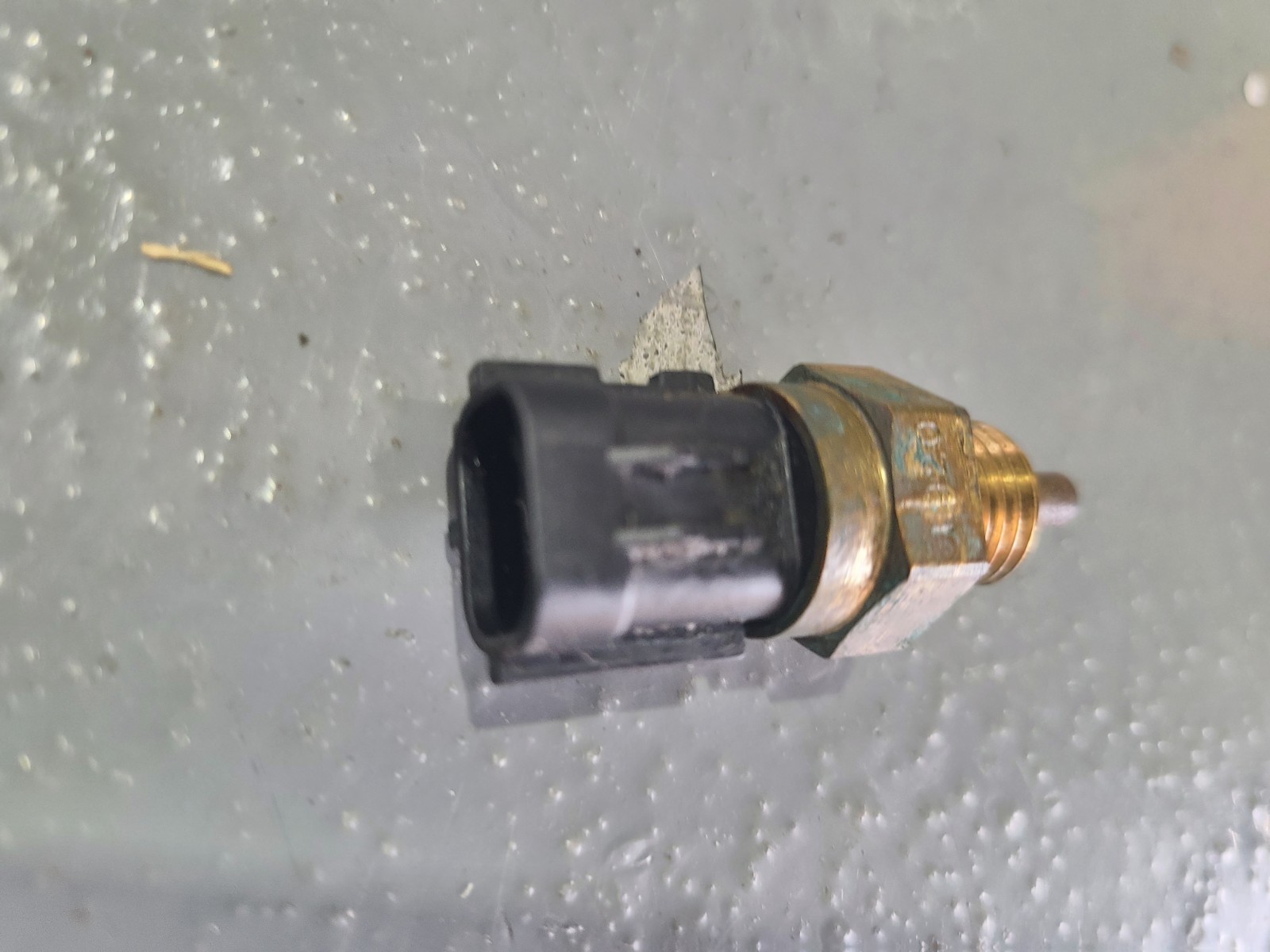 KAWASAKI AIR TEMP SENSOR ULTRA 250 260 300 310 ULTRA300X 15f MANIFOLD 21176-1086