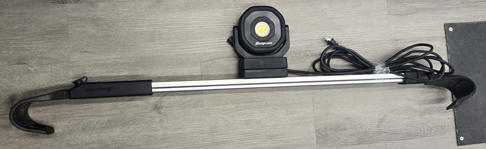 Snap-On Underhood Swivel Light(ECUHD218G-L) LED Red Slide Rail FREE SHIPPING