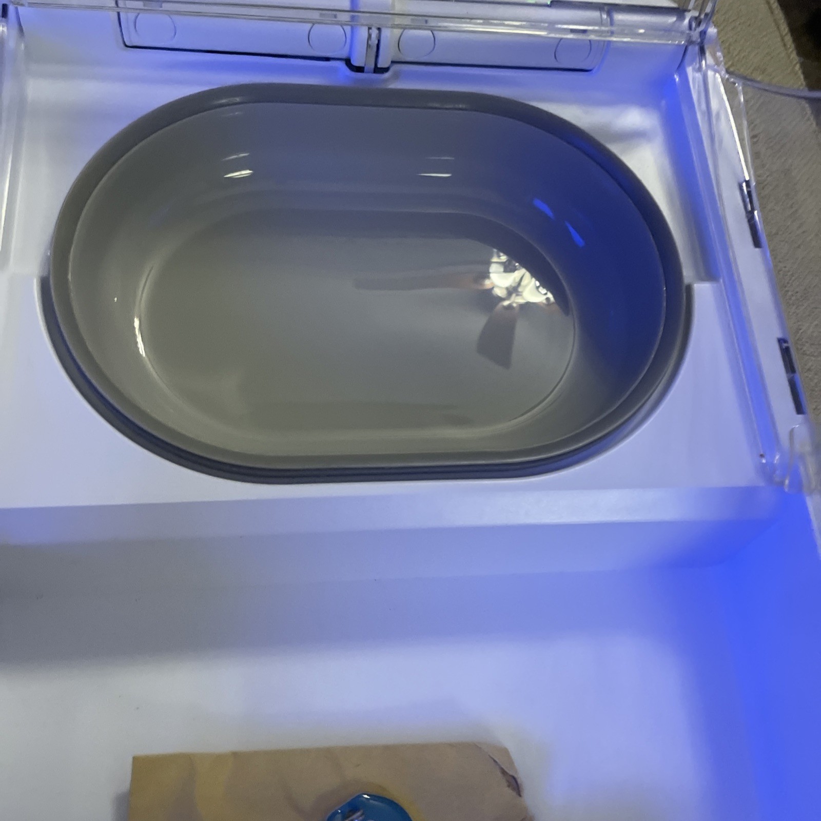 SureFeed Automatic Microchip Pet Feeder Sureflap MPF001 Video