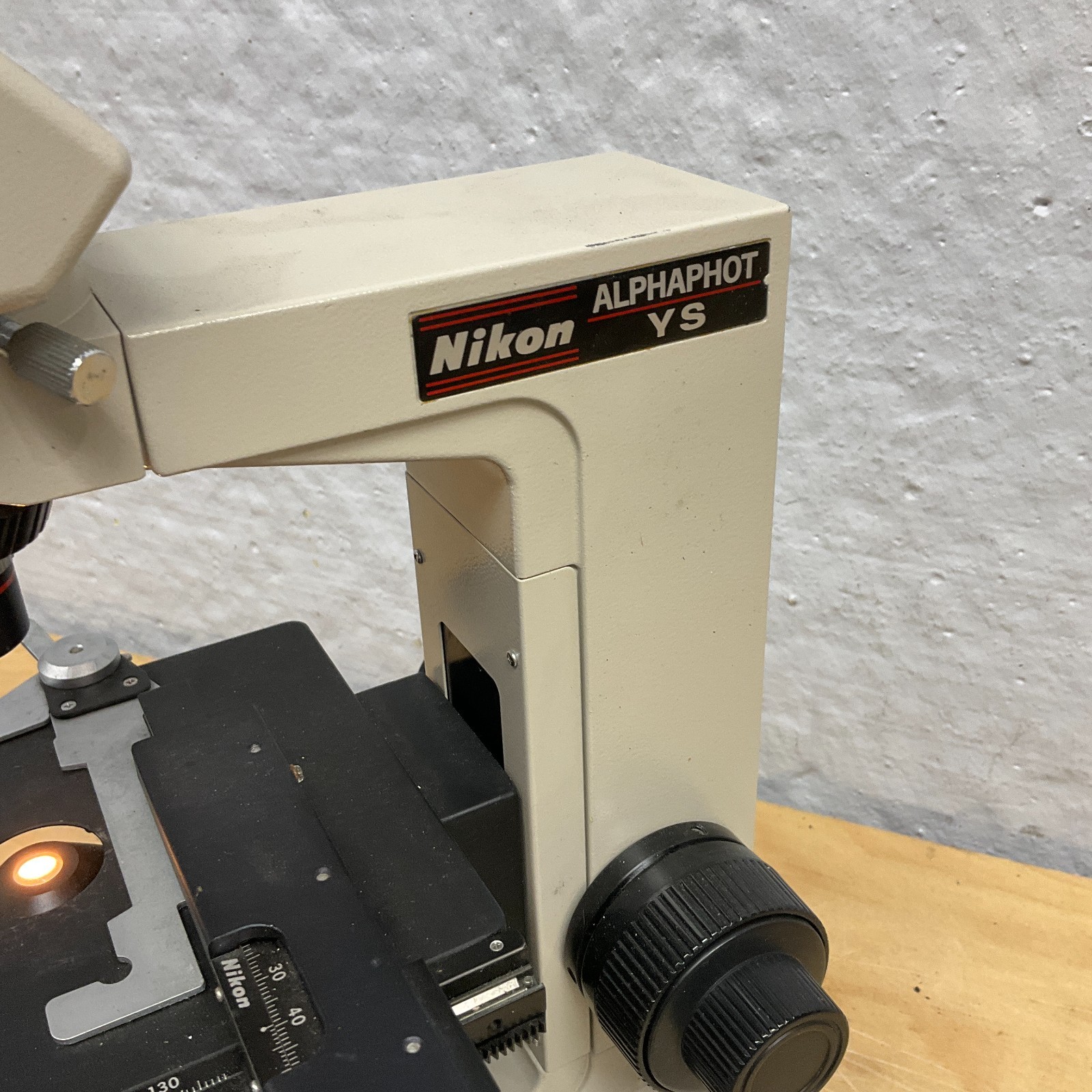 Nikon Alphaphot YS Binocular Microscope with 4 Objectives & Eyepieces 140620