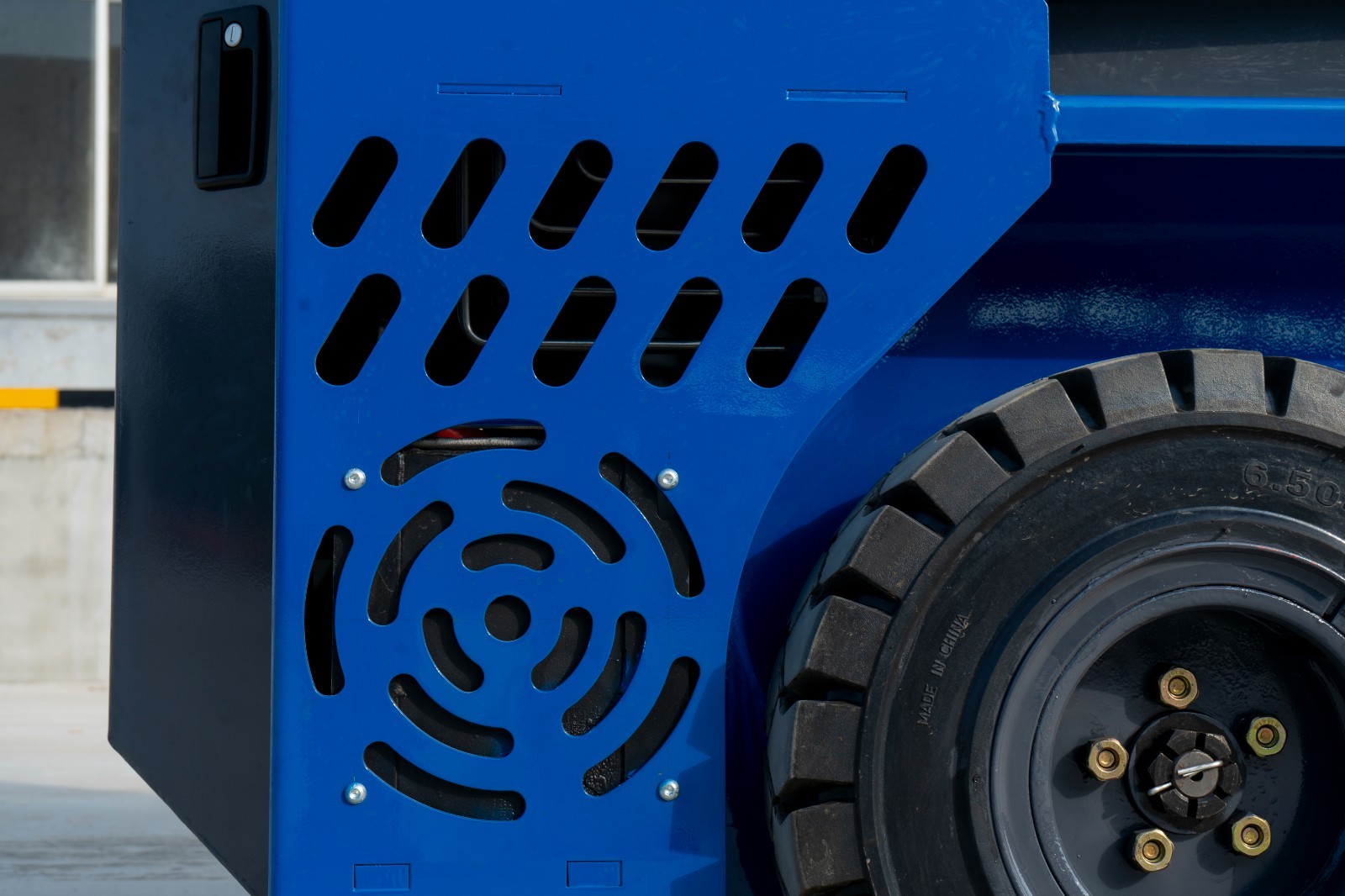 TYPHON STOMP 509 25HP Kubota D1105 1.4 Ton EPA Skid Steer Loader Brand New USA