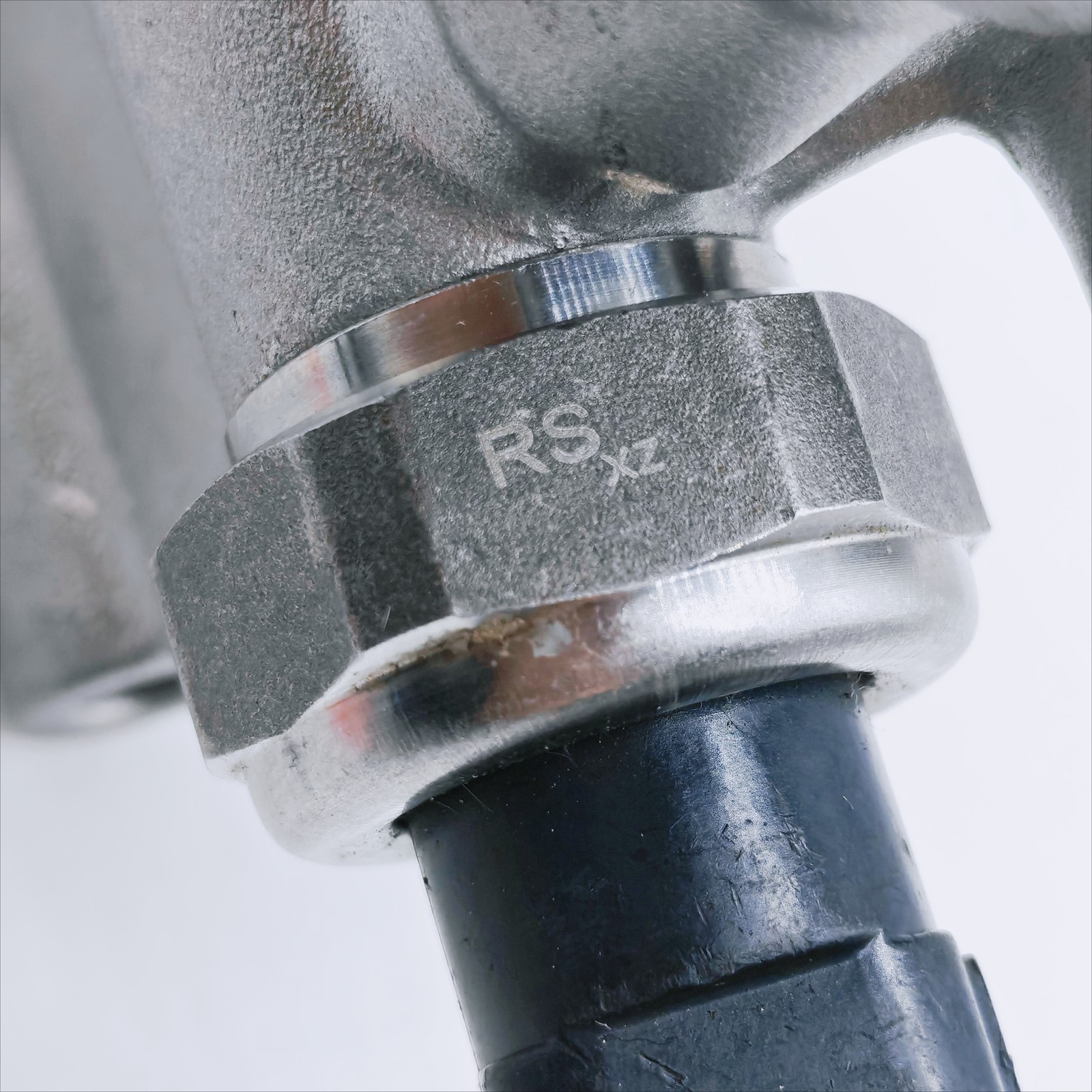 15810-RNA-A01 OEM KEIHIN VTEC Solenoid Spool Valve For 2006-11 Honda Civic 1.8L