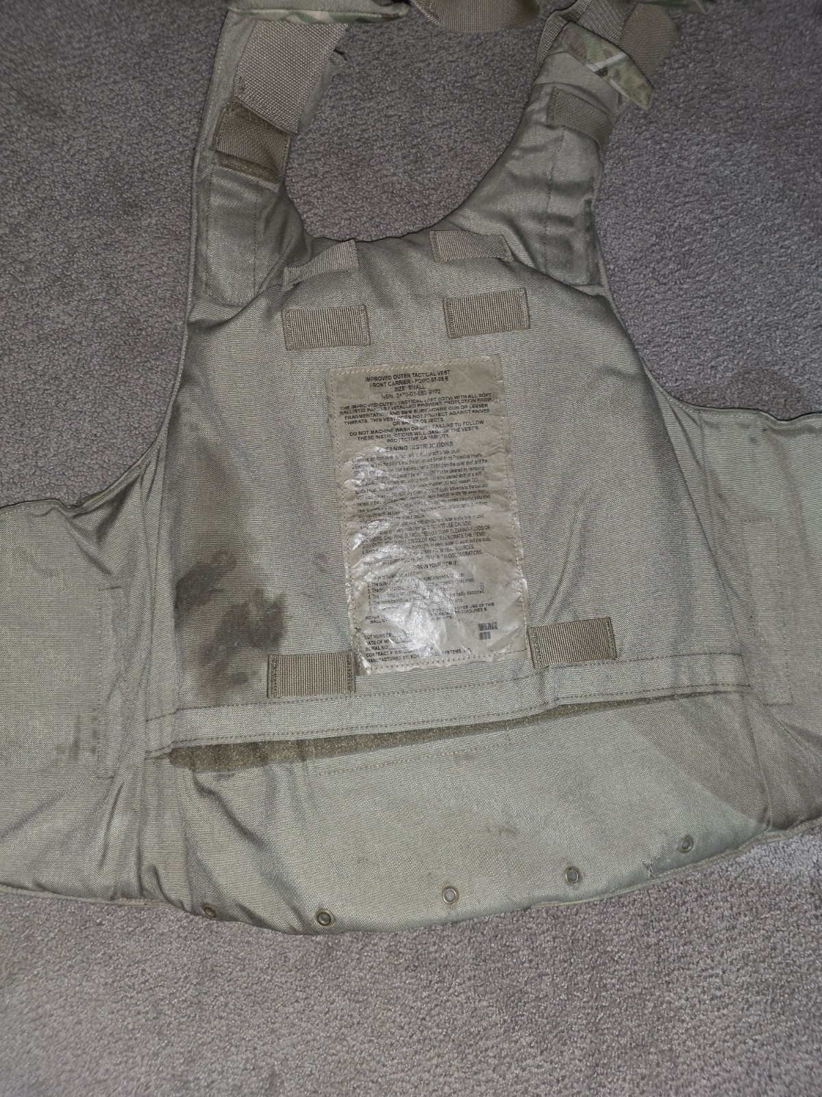 Army OCP Multicam Body Armor Plate Carrier with Kevlar Inserts Size Small