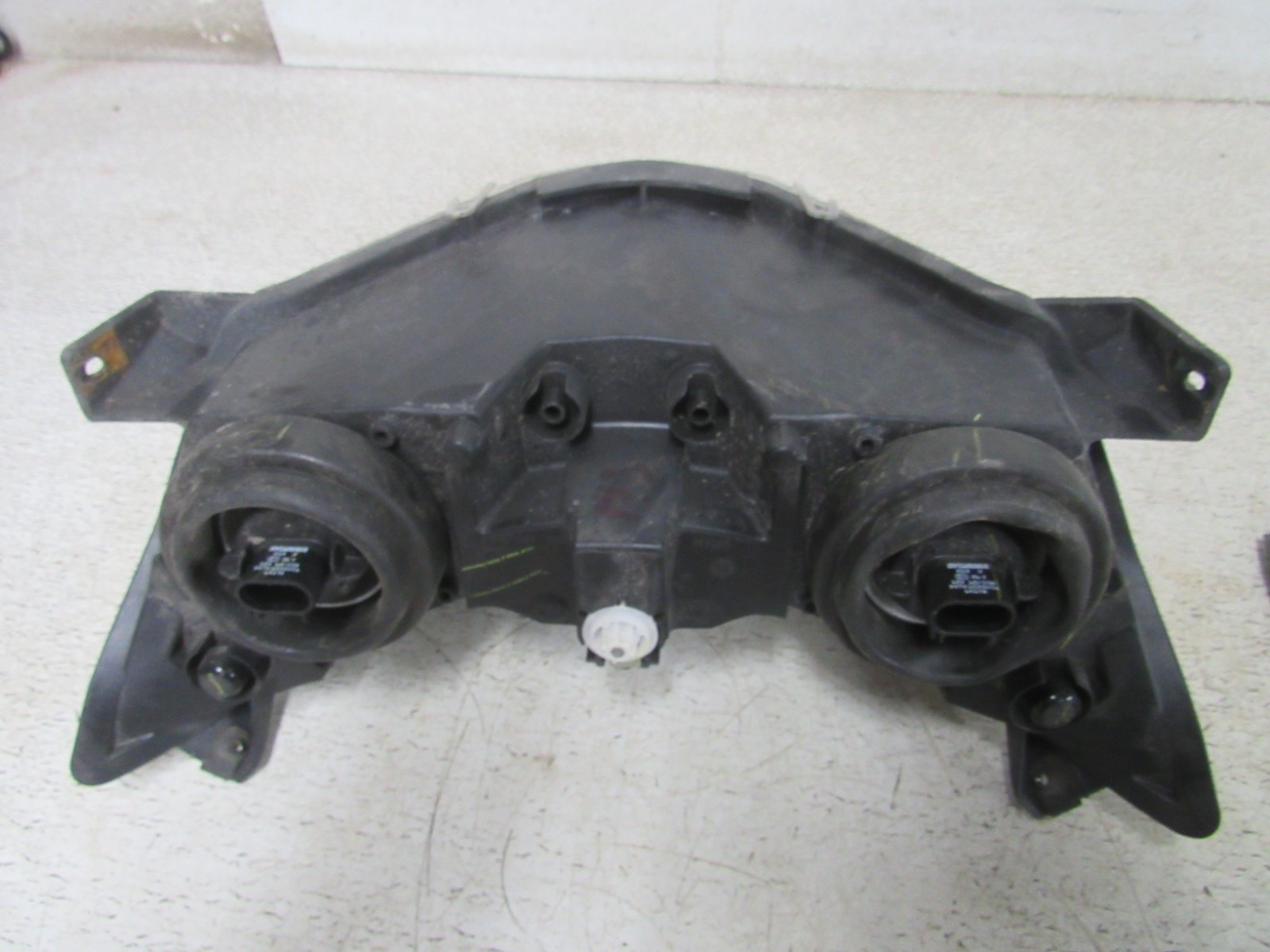 22 LYNX BOONDOCKER DS 850 E-TEC HEADLIGHT HEAD LIGHT LAMP CRACKED OEM #0230